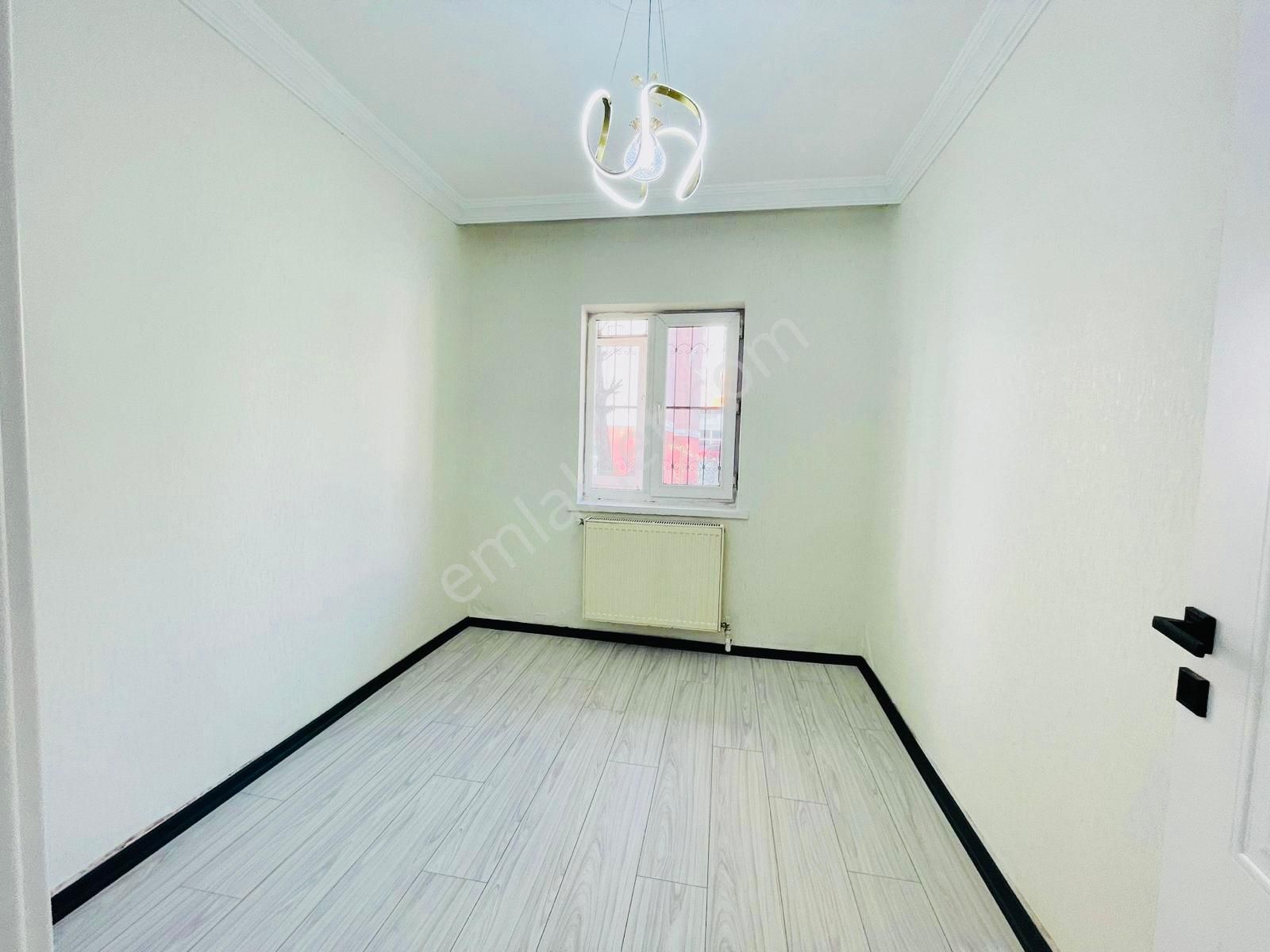 (1184) Keçiören Gülbaba Caddede Metroya Yakın 1.katta 3+1 Yapılı Satılık Daire - Görsel 5