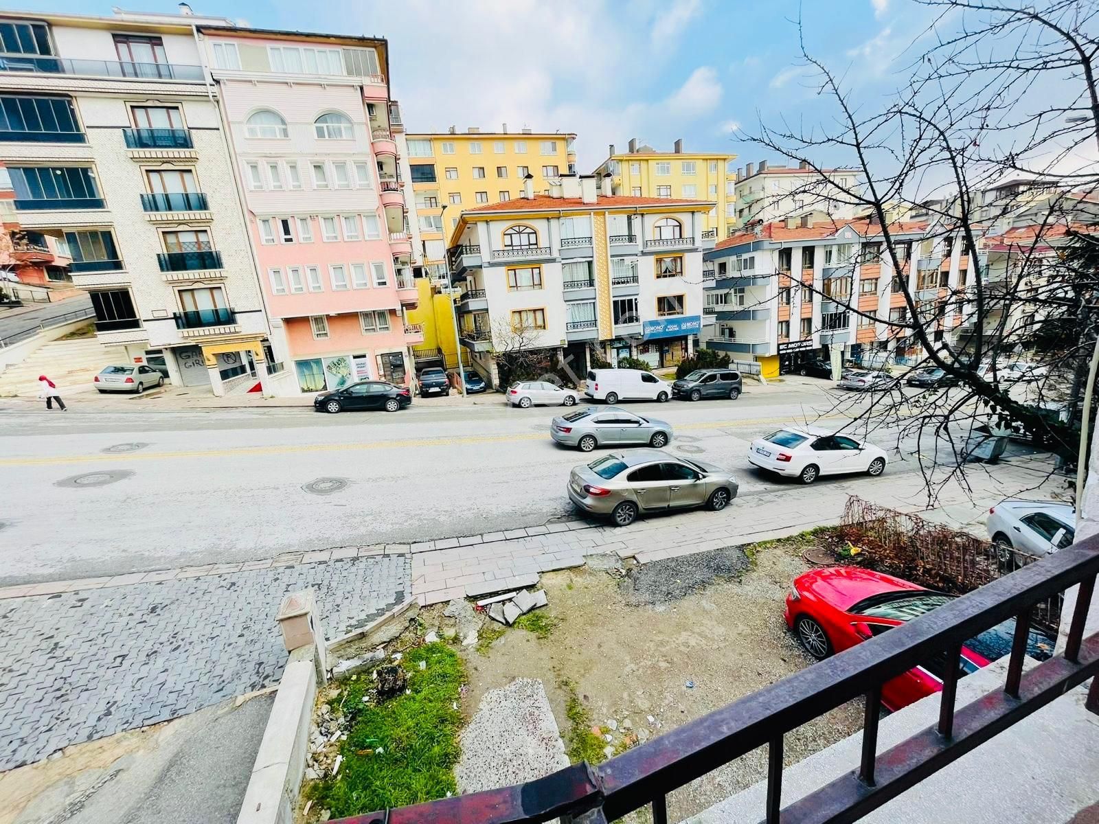 (1184) Keçiören Gülbaba Caddede Metroya Yakın 1.katta 3+1 Yapılı Satılık Daire - Görsel 11