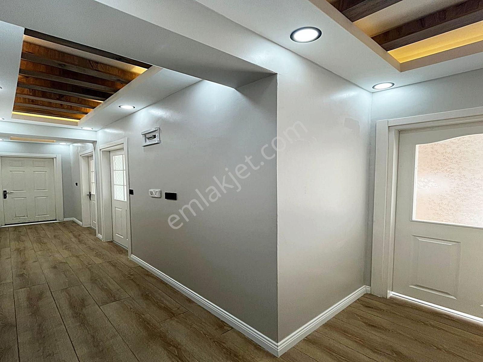 Esenyurt Mehterçeşme Mahallesinde Çift Balkonlu Metrobüse Yakın Arakat 2+1 Daire - Görsel 5