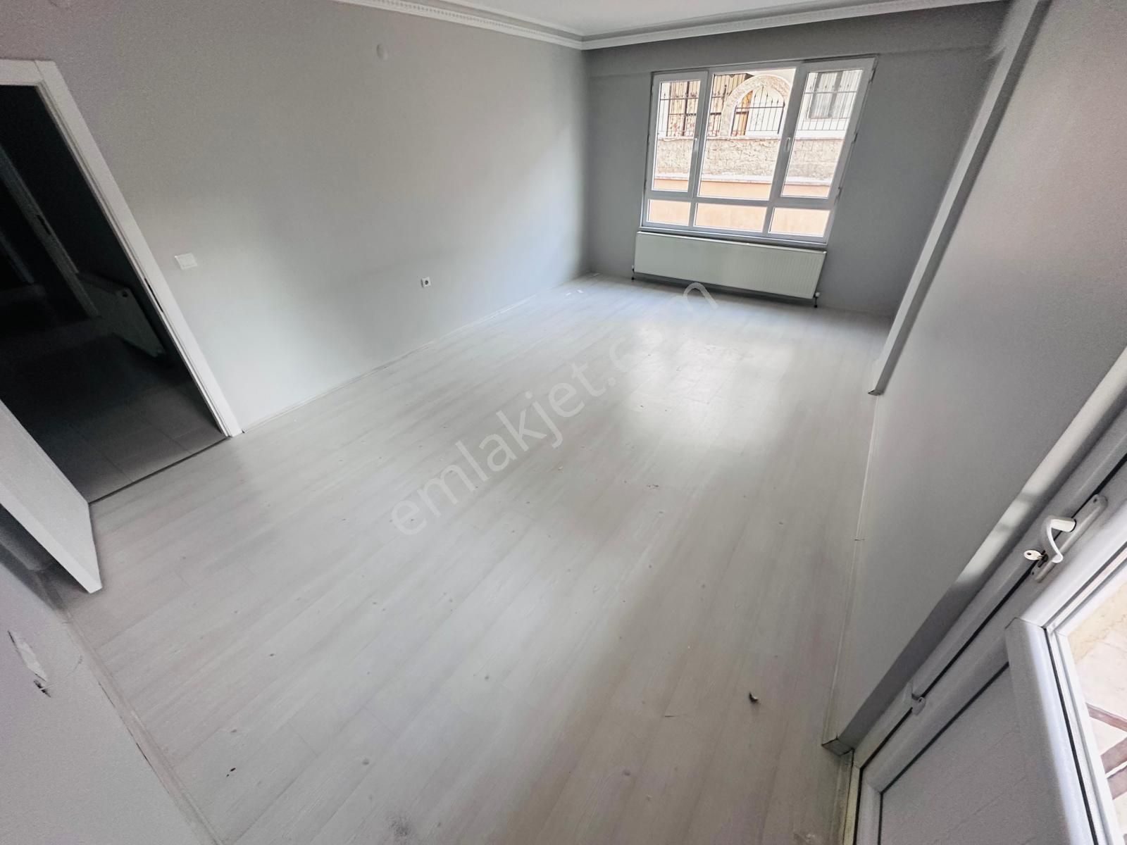 (1187) Keçiören Bademlikte 1.katta Asansörlü 3+1 Satılık Boş Daire - Görsel 3