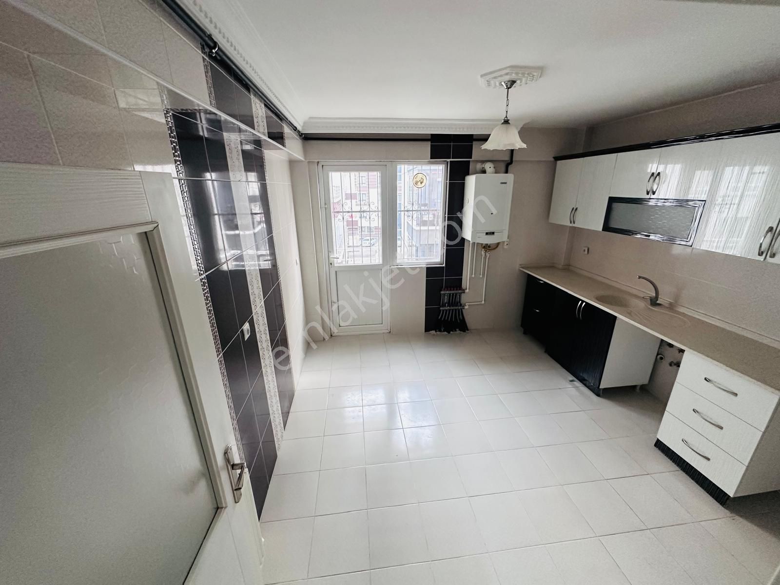 (1187) Keçiören Bademlikte 1.katta Asansörlü 3+1 Satılık Boş Daire - Görsel 4