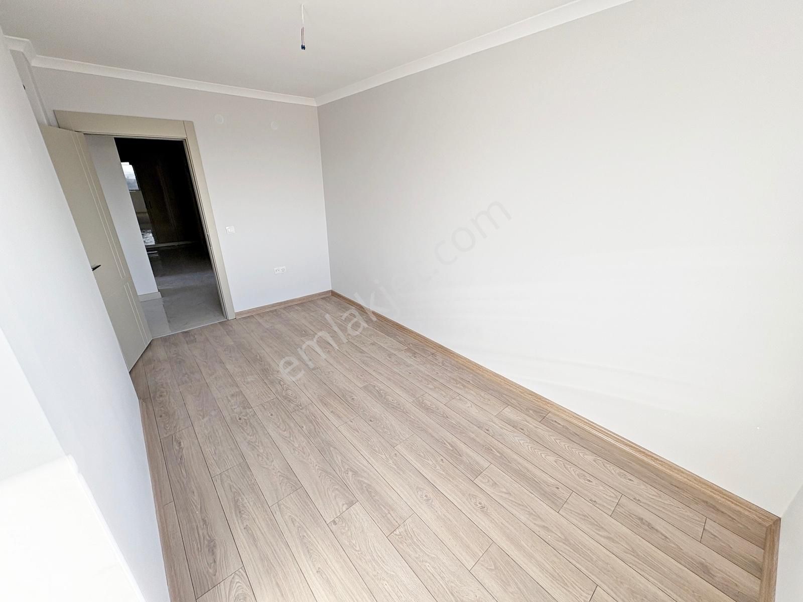 3+1 3.kat Sıfır Oturuma Hazır Manzaralı Ultra Yapılı Asansörlü - Görsel 20