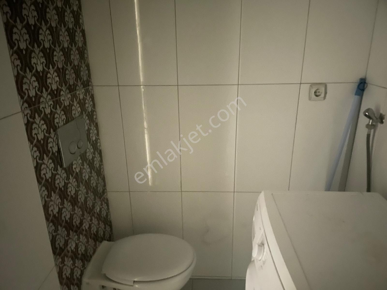 Nazilli Dumlupınar Mah. Hürriyet Caddesi Üzerinde 1+1 Eşyalı Kiralık Daire - Görsel 18