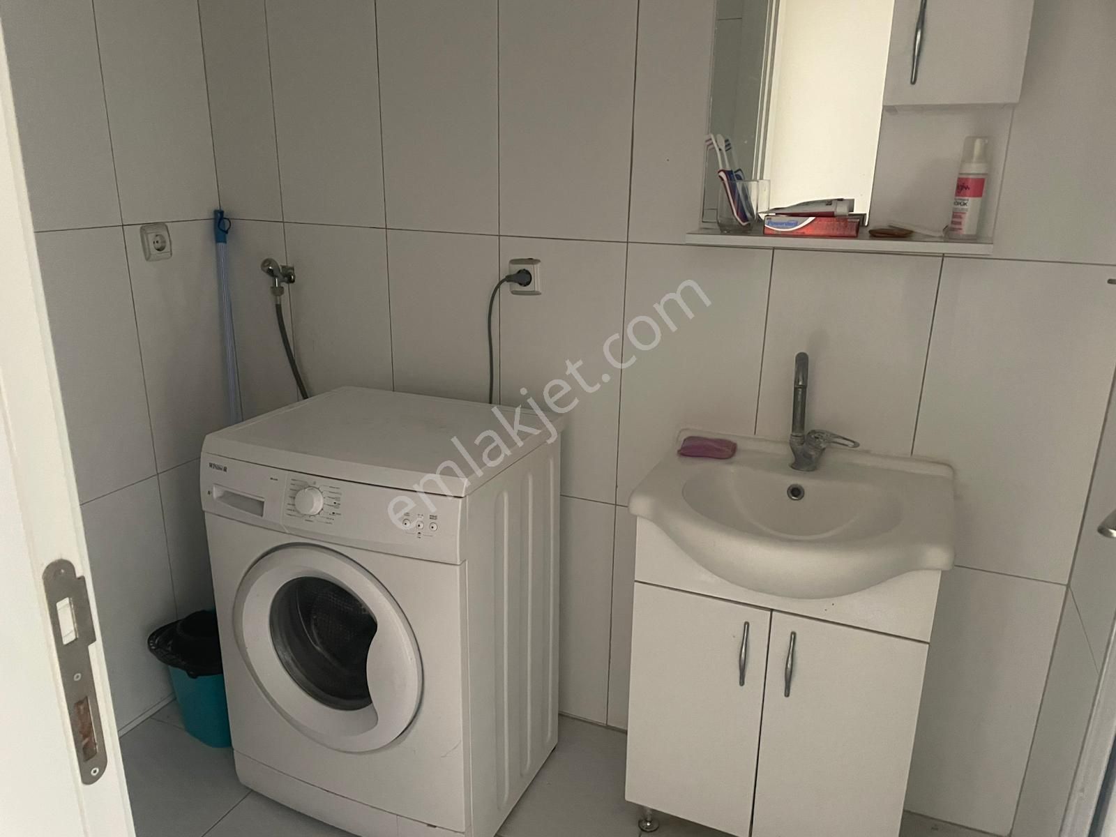 Nazilli Dumlupınar Mah. Hürriyet Caddesi Üzerinde 1+1 Eşyalı Kiralık Daire - Görsel 16