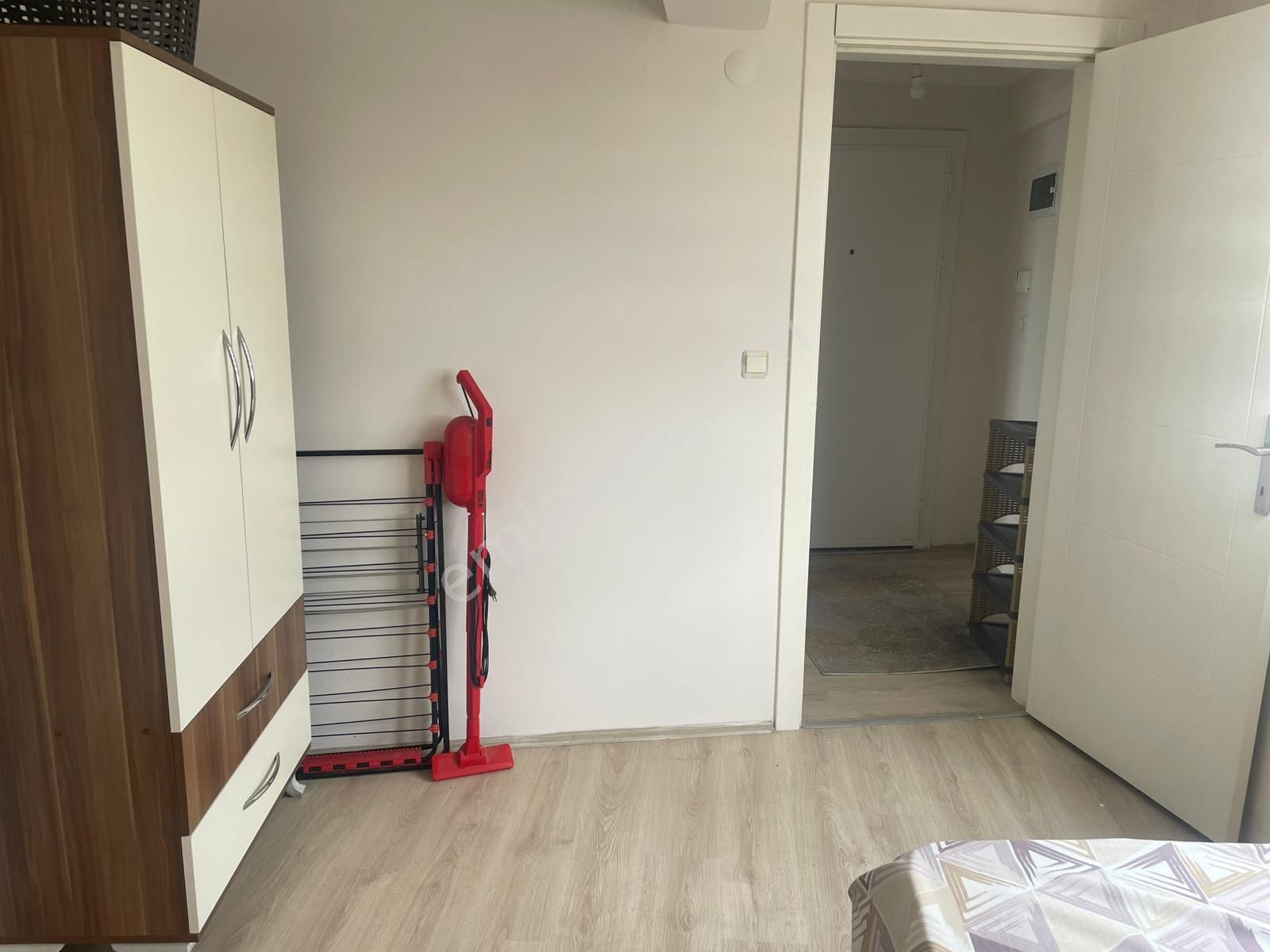 Nazilli Dumlupınar Mah. Hürriyet Caddesi Üzerinde 1+1 Eşyalı Kiralık Daire - Görsel 14