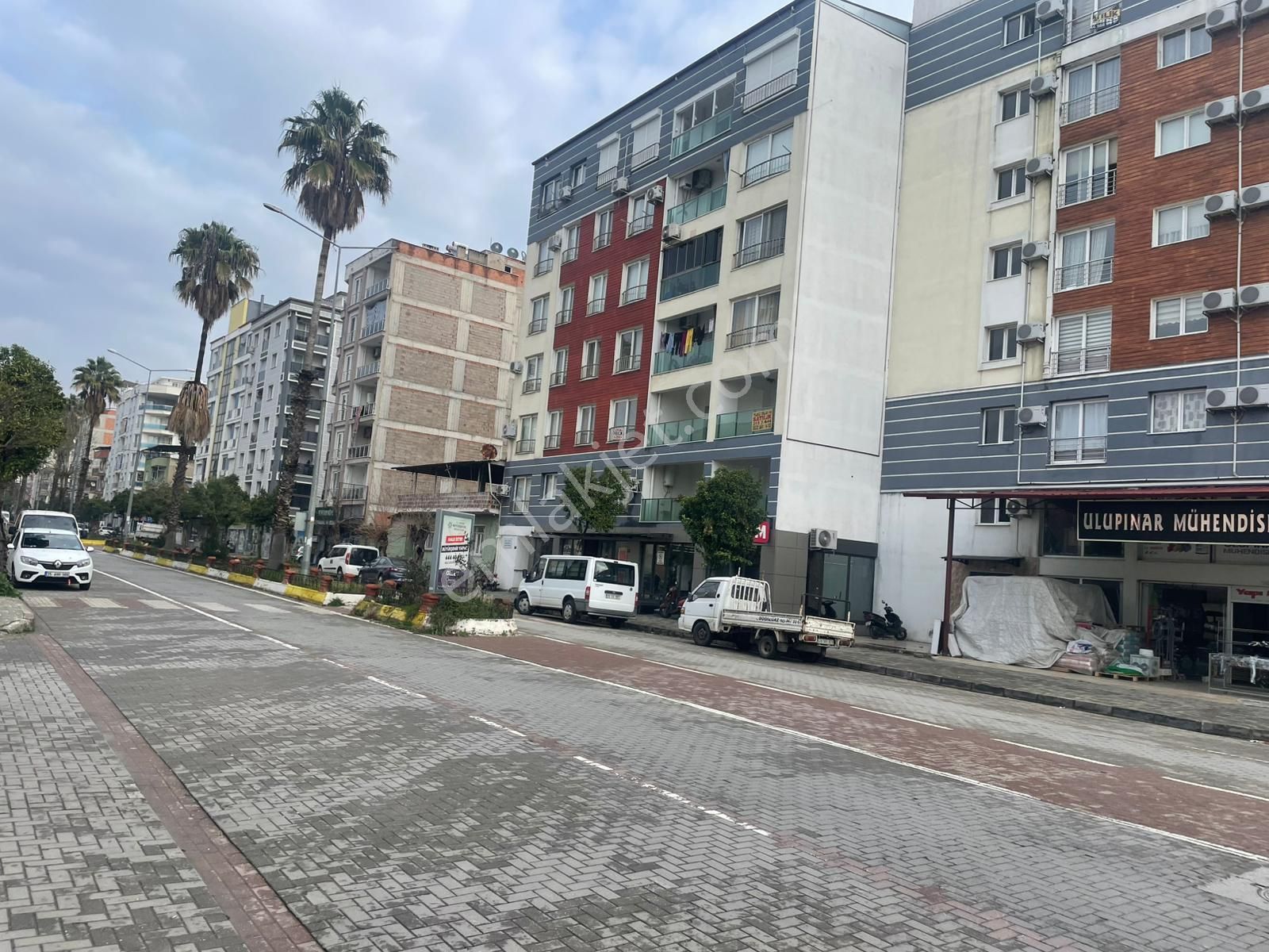 Nazilli Dumlupınar Mah. Hürriyet Caddesi Üzerinde 1+1 Eşyalı Kiralık Daire - Görsel 2
