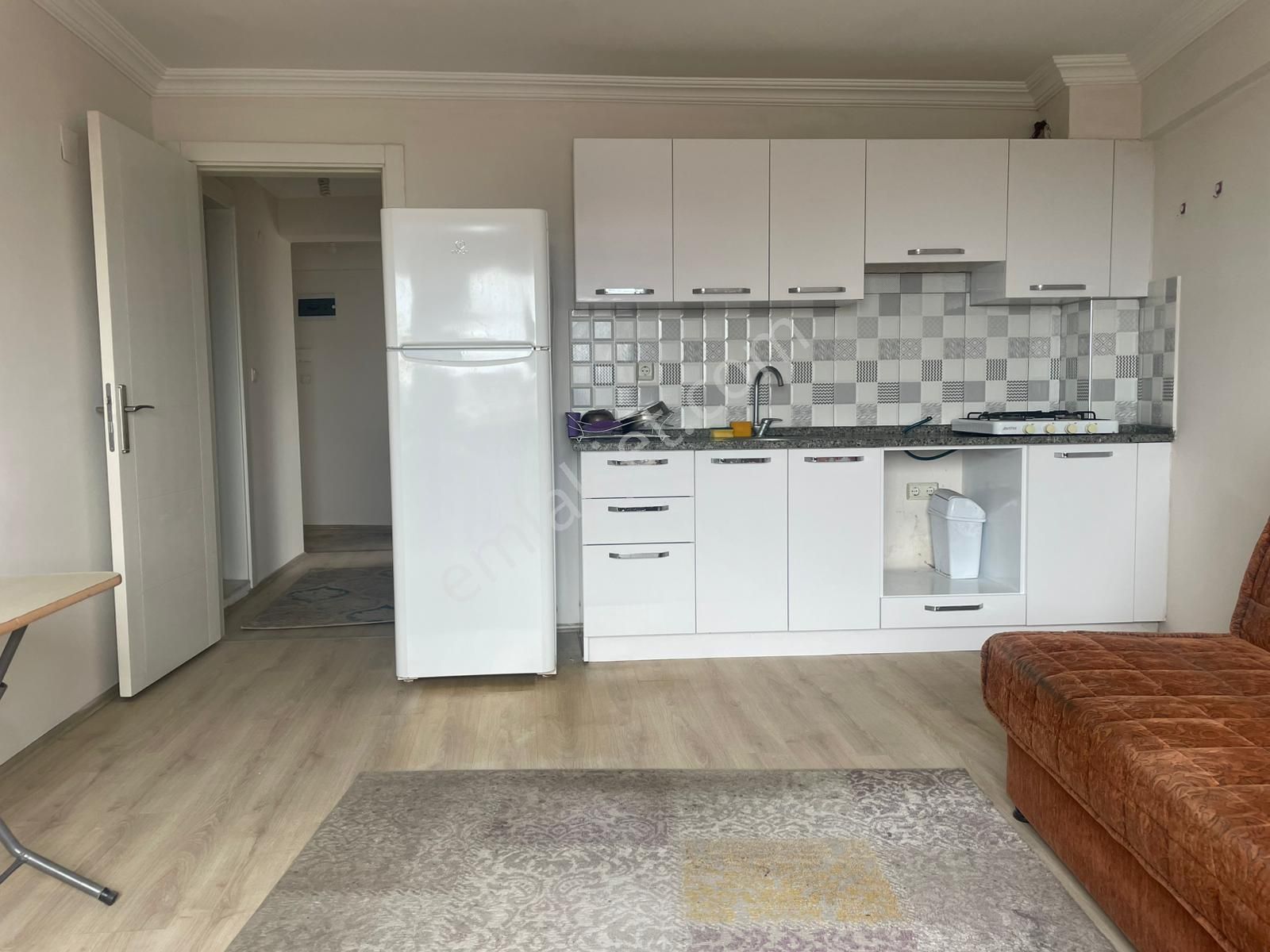 Nazilli Dumlupınar Mah. Hürriyet Caddesi Üzerinde 1+1 Eşyalı Kiralık Daire - Görsel 11