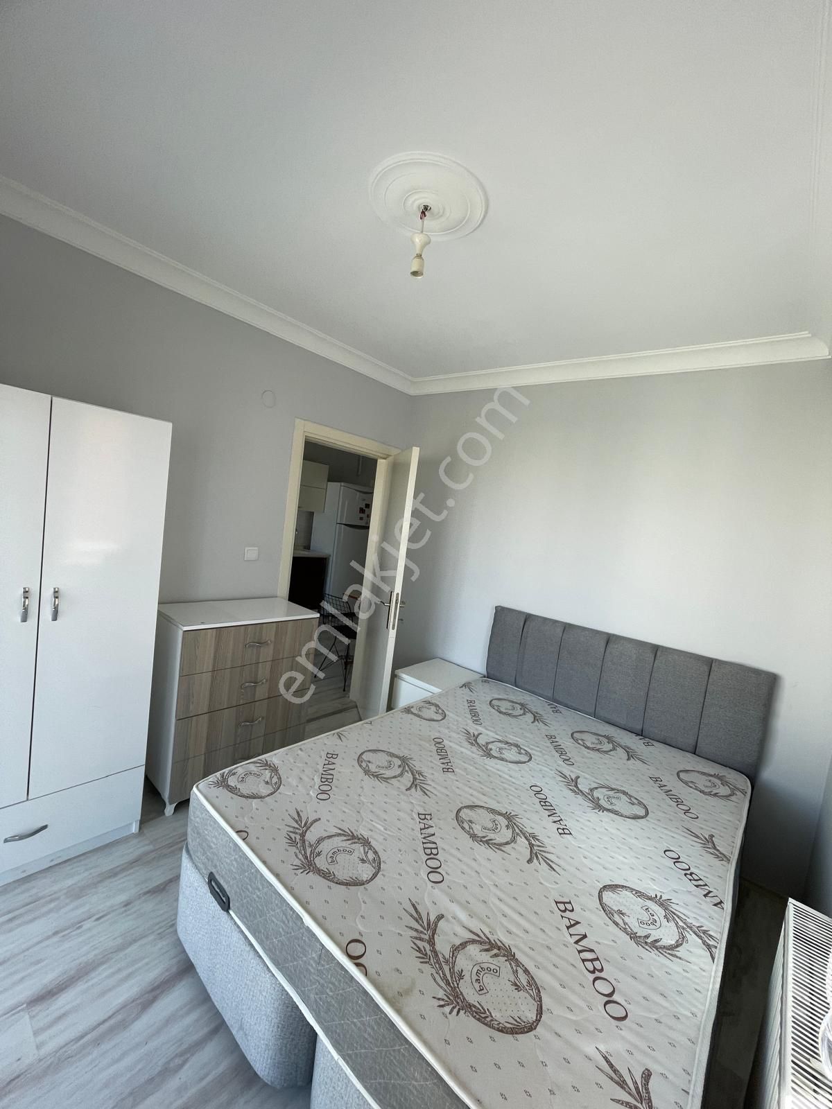 Almina'dan Geniş Siteler Bölgesinde 1+1 Kiralık Daire - Görsel 9