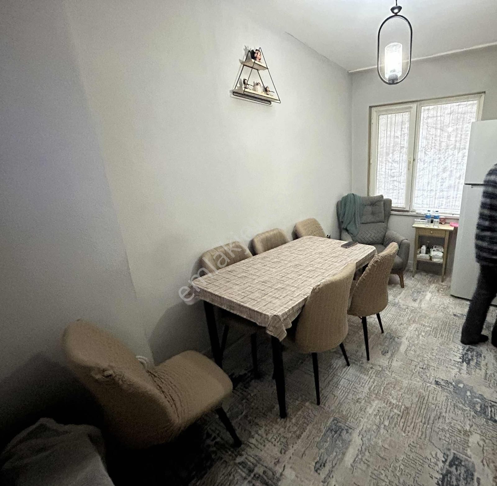 Hamitler Mahallesinde Cadde Üzeri Komple Satılık 3.5 Katlı Bina - Görsel 16