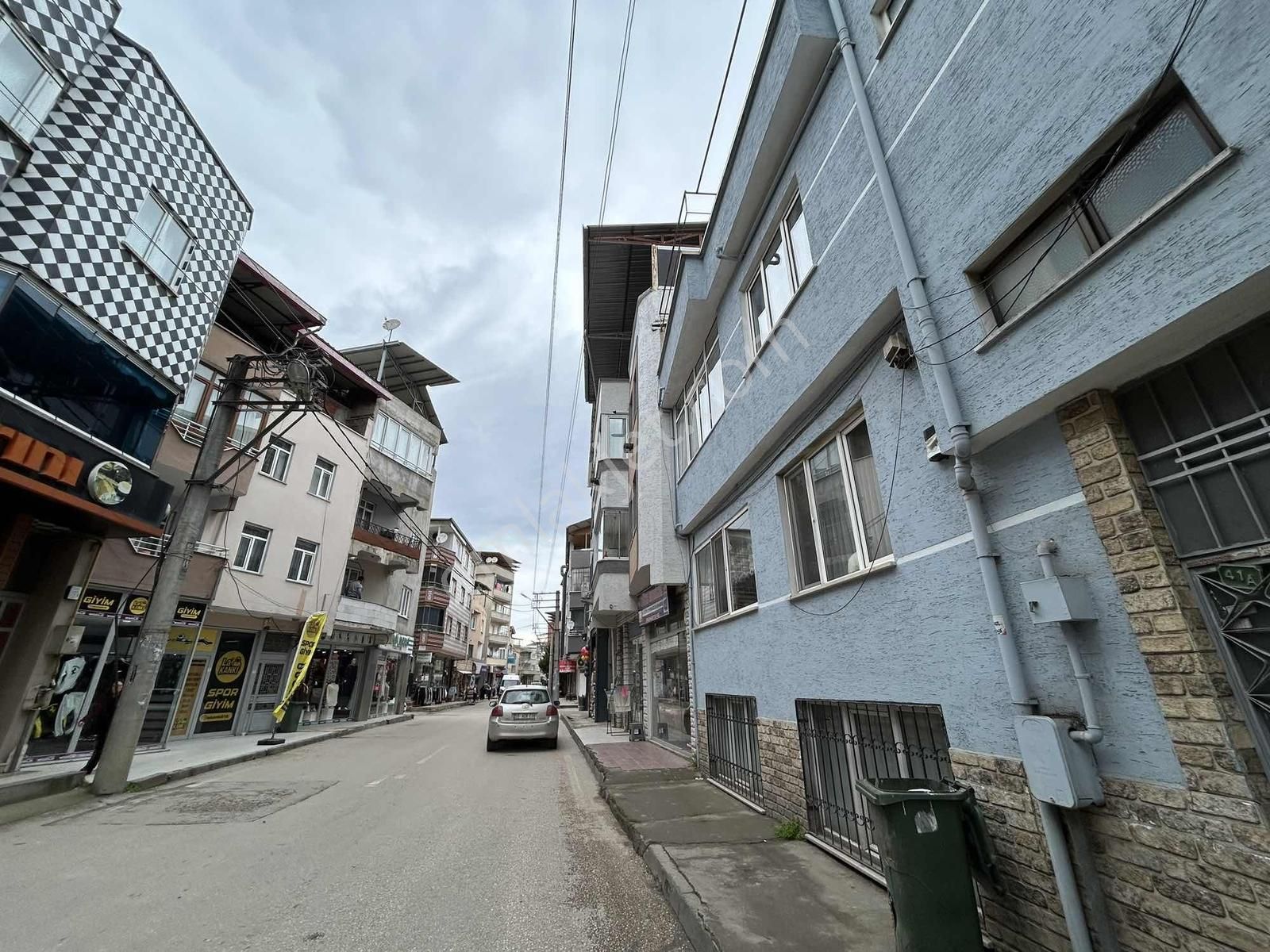 Hamitler Mahallesinde Cadde Üzeri Komple Satılık 3.5 Katlı Bina - Görsel 22