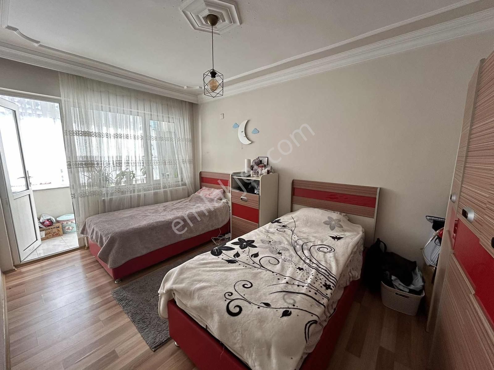 Hamitler Mahallesinde Cadde Üzeri Komple Satılık 3.5 Katlı Bina - Görsel 8