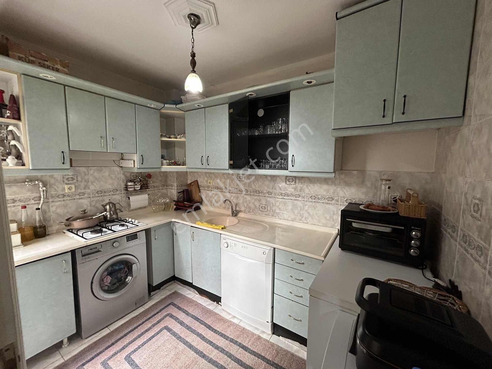 Hamitler Mahallesinde Cadde Üzeri Komple Satılık 3.5 Katlı Bina - Görsel 17