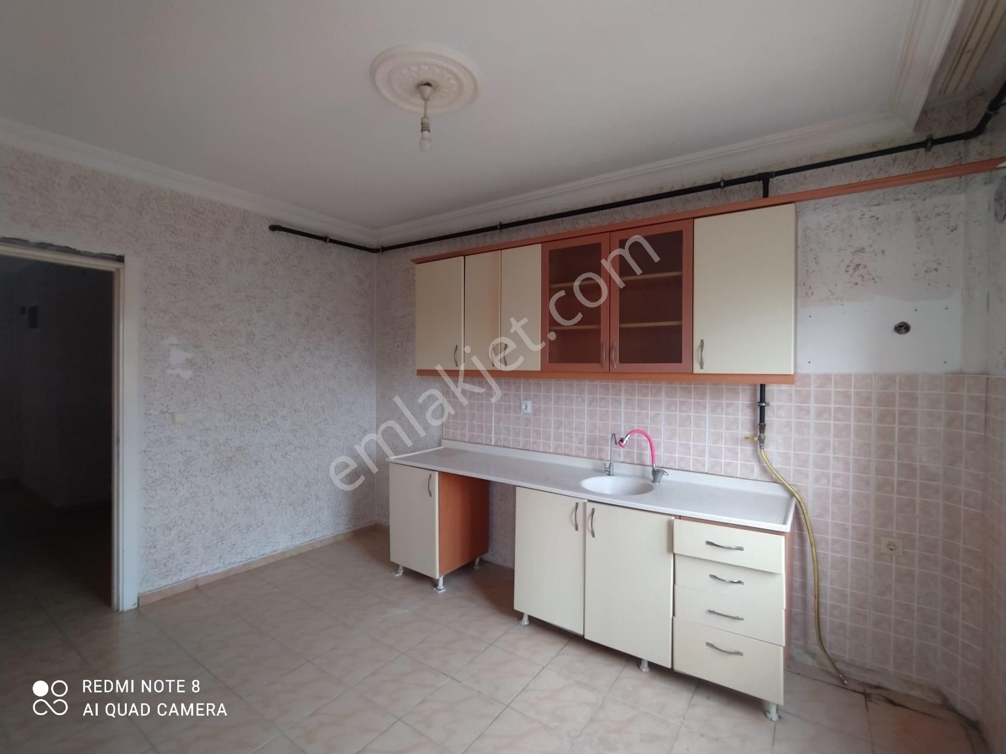 Üçkuyular Semt Pazarına Yakın 3+1 Kiralık Daire - Görsel 2