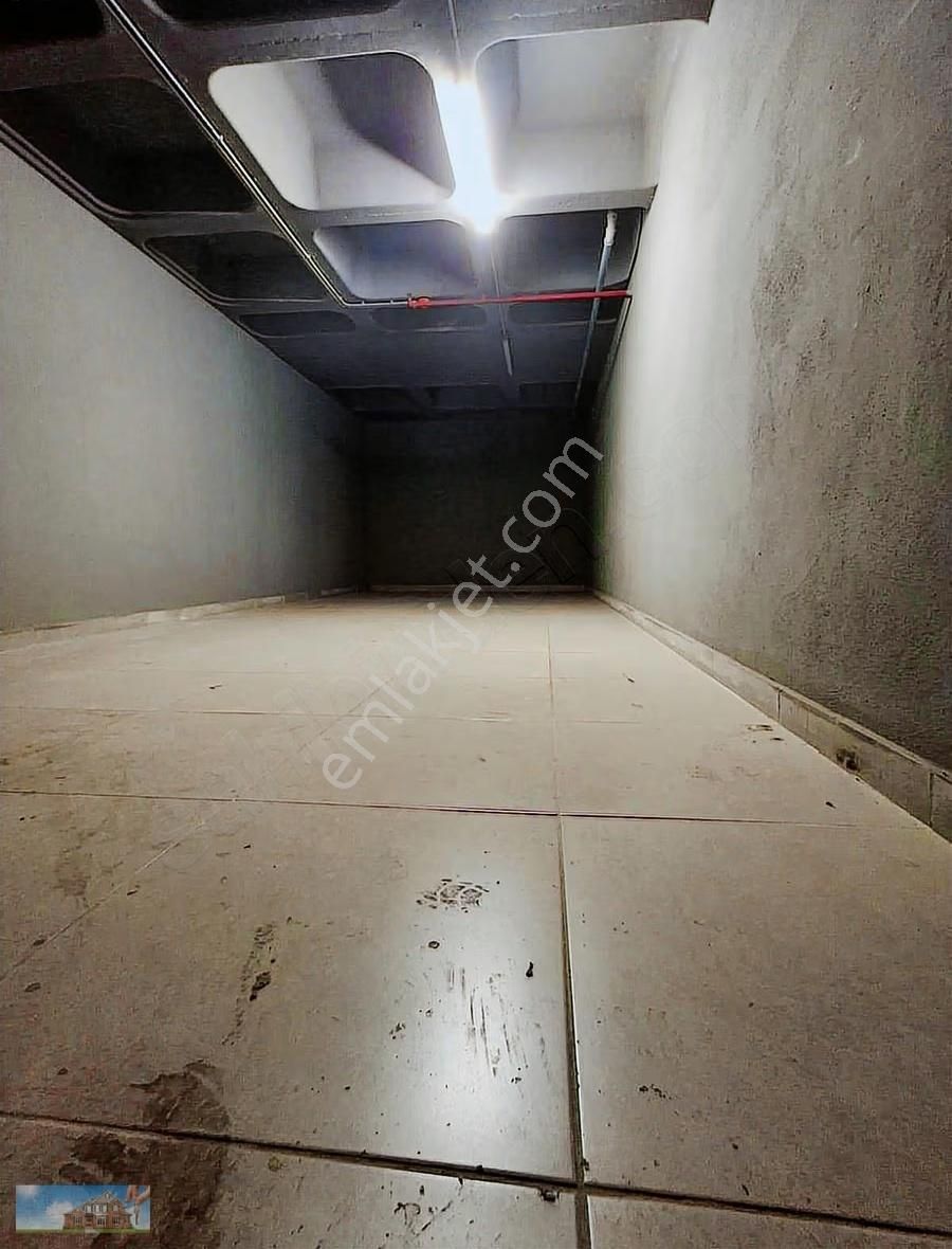 Barış'tan Sefaköy Torkam Avm De Kiralık Depo - Görsel 4