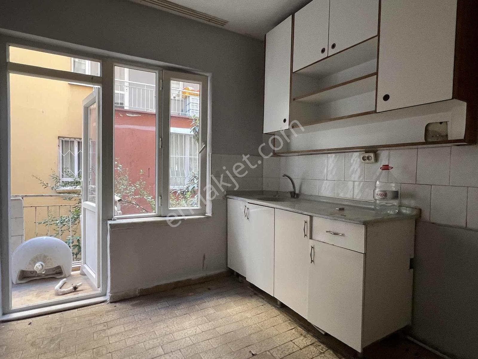 Deniz Mahallesin De 1 Katta Kiralık Ofis ,büro , Kuaför Salonu - Görsel 3