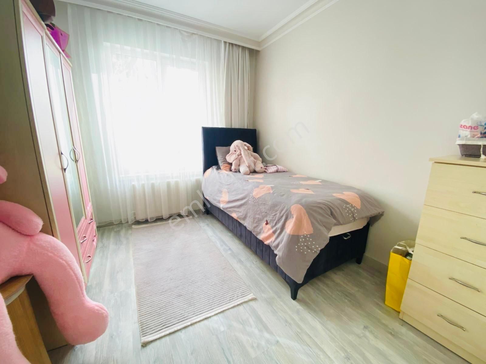 (1195) Keçiören Bademlik İtri Caddesinde 4.orta Katta 3+1 Asansörlü Satılık Geniş Daire - Görsel 4