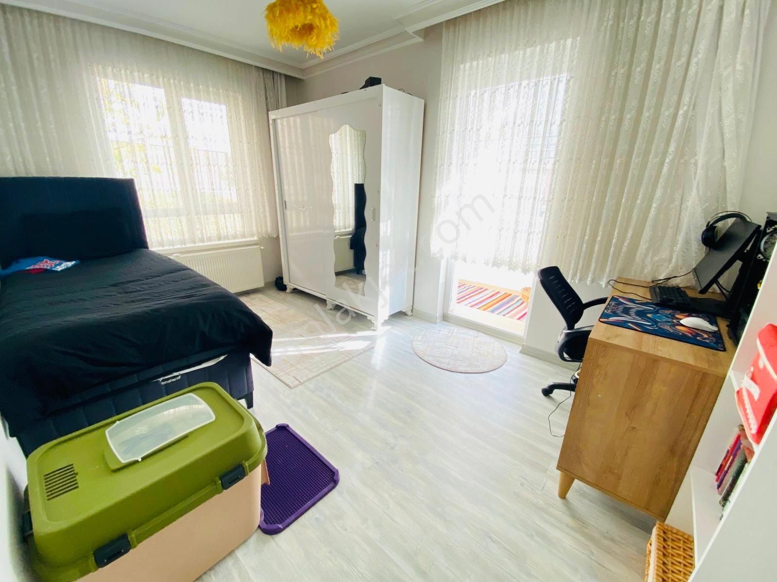 (1195) Keçiören Bademlik İtri Caddesinde 4.orta Katta 3+1 Asansörlü Satılık Geniş Daire - Görsel 5