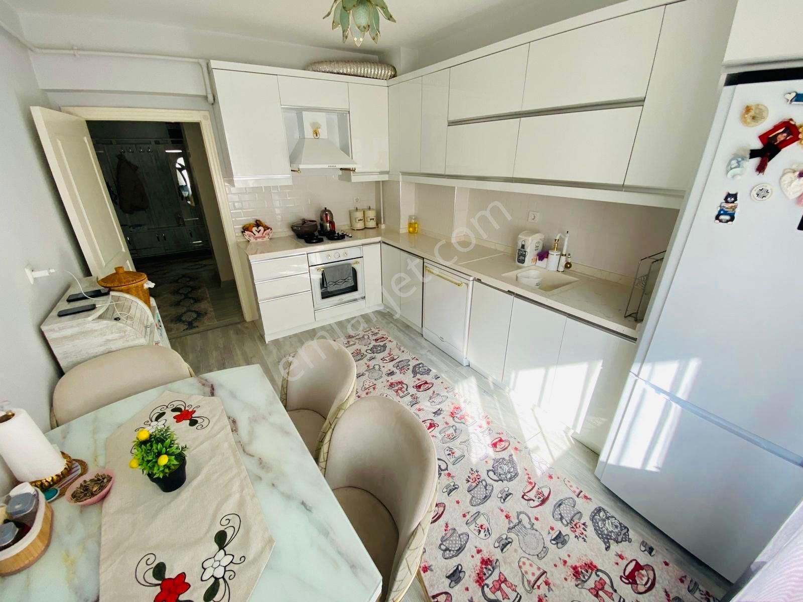 (1195) Keçiören Bademlik İtri Caddesinde 4.orta Katta 3+1 Asansörlü Satılık Geniş Daire - Görsel 2