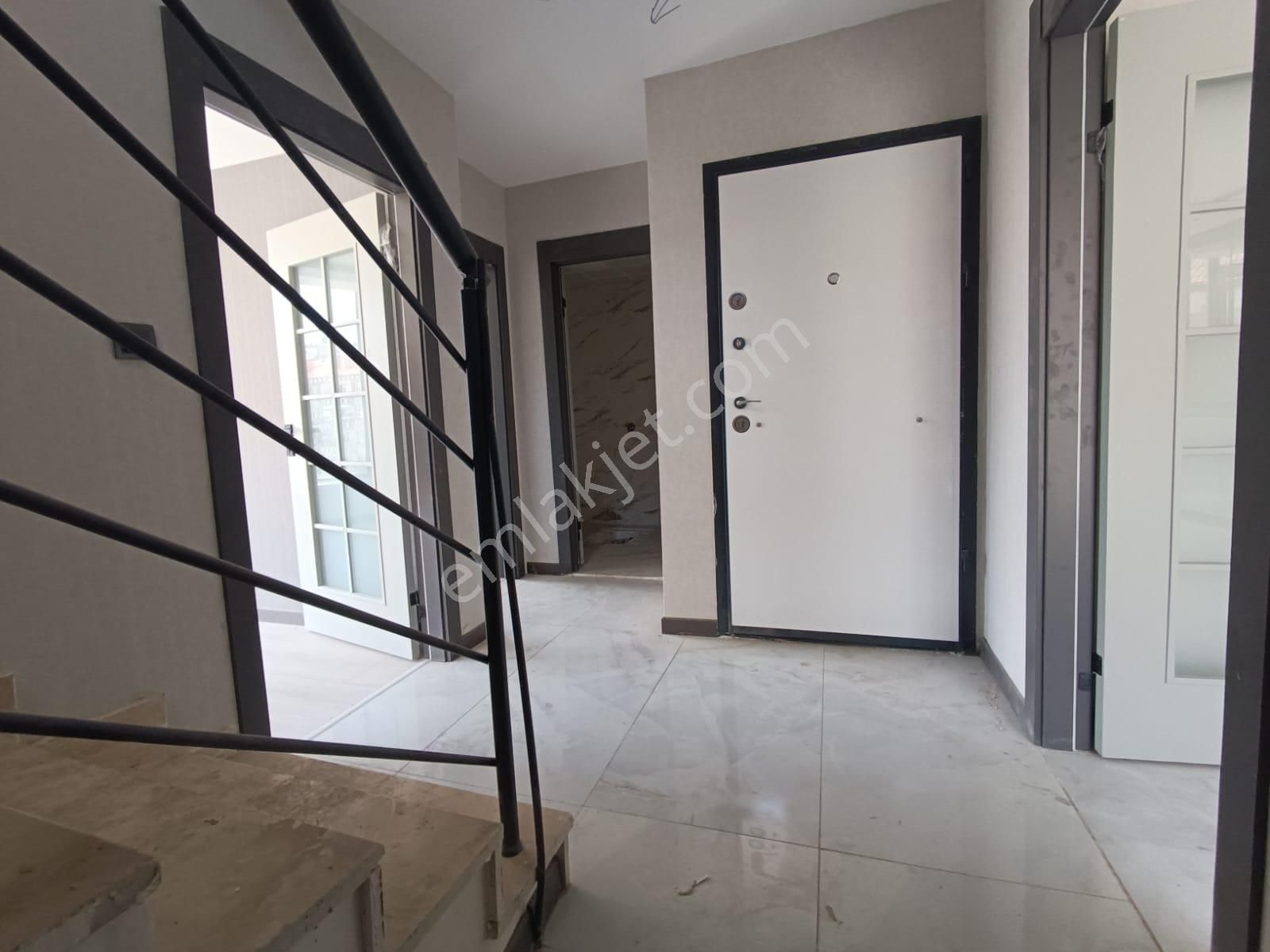 Kent'ten Boğaziçi'nde 3+1 Teraslı Yeni Oturuma Hazır Dubeks!!! - Görsel 13