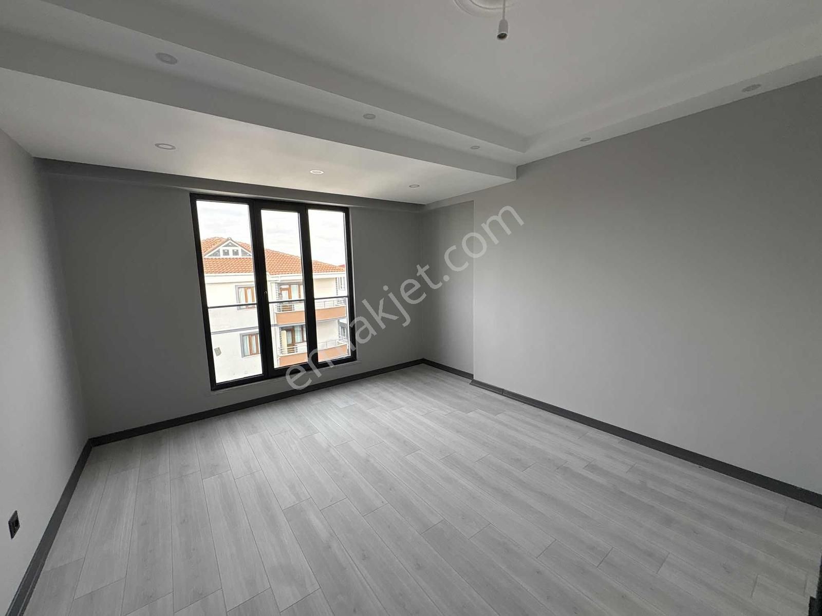 Muhteşem 2+1 Satılık Daire - Görsel 4