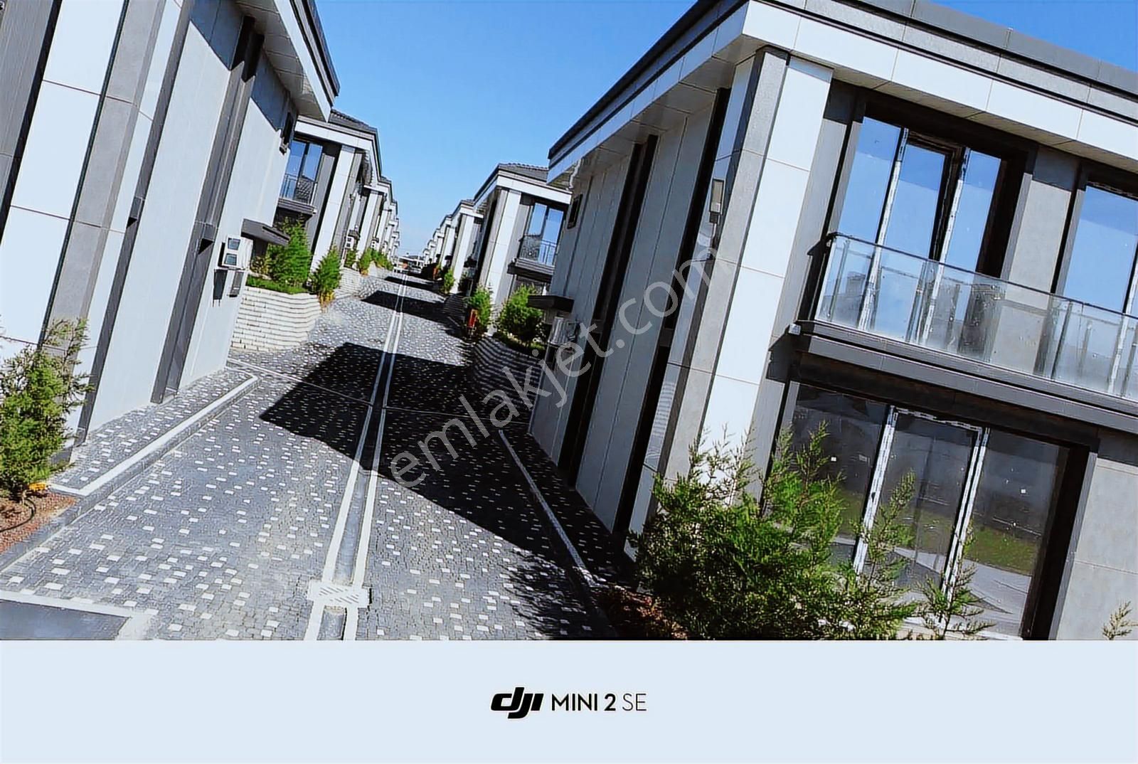 Çorlu Gölbaşı'nın Yanında Site İçinde Satılık Villa - Görsel 21