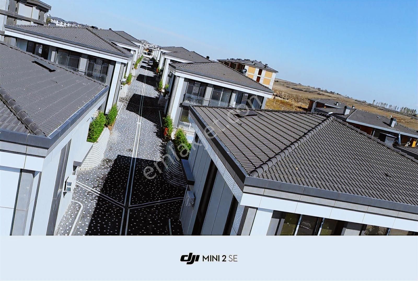 Çorlu Gölbaşı'nın Yanında Site İçinde Satılık Villa - Görsel 20