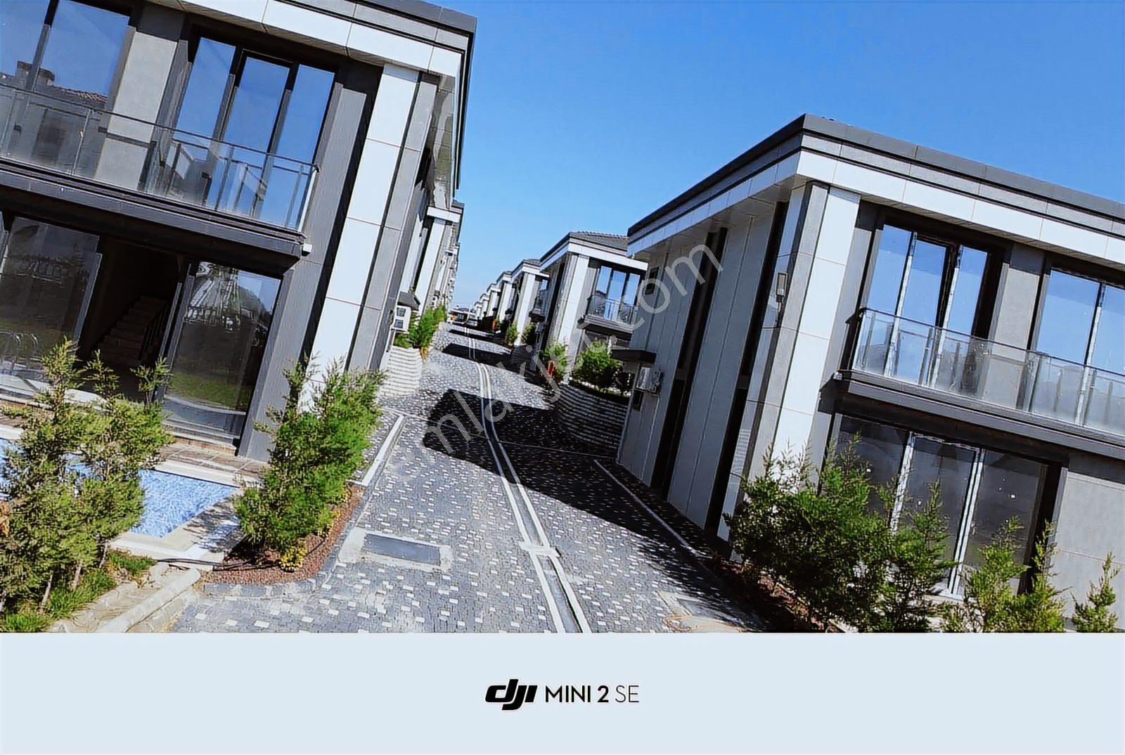 Çorlu Gölbaşı'nın Yanında Site İçinde Satılık Villa - Görsel 34