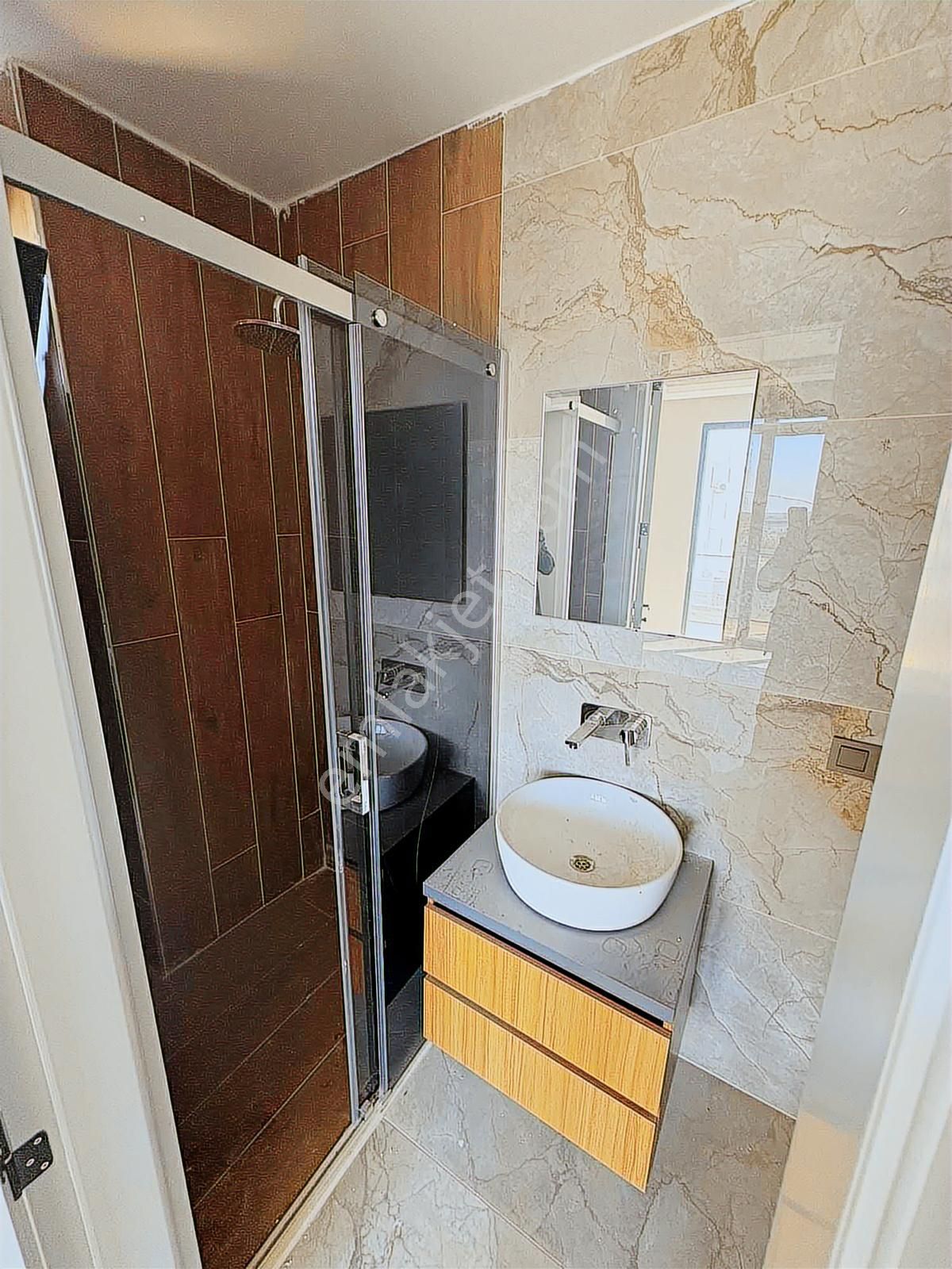 Çorlu Gölbaşı'nın Yanında Site İçinde Satılık Villa - Görsel 11