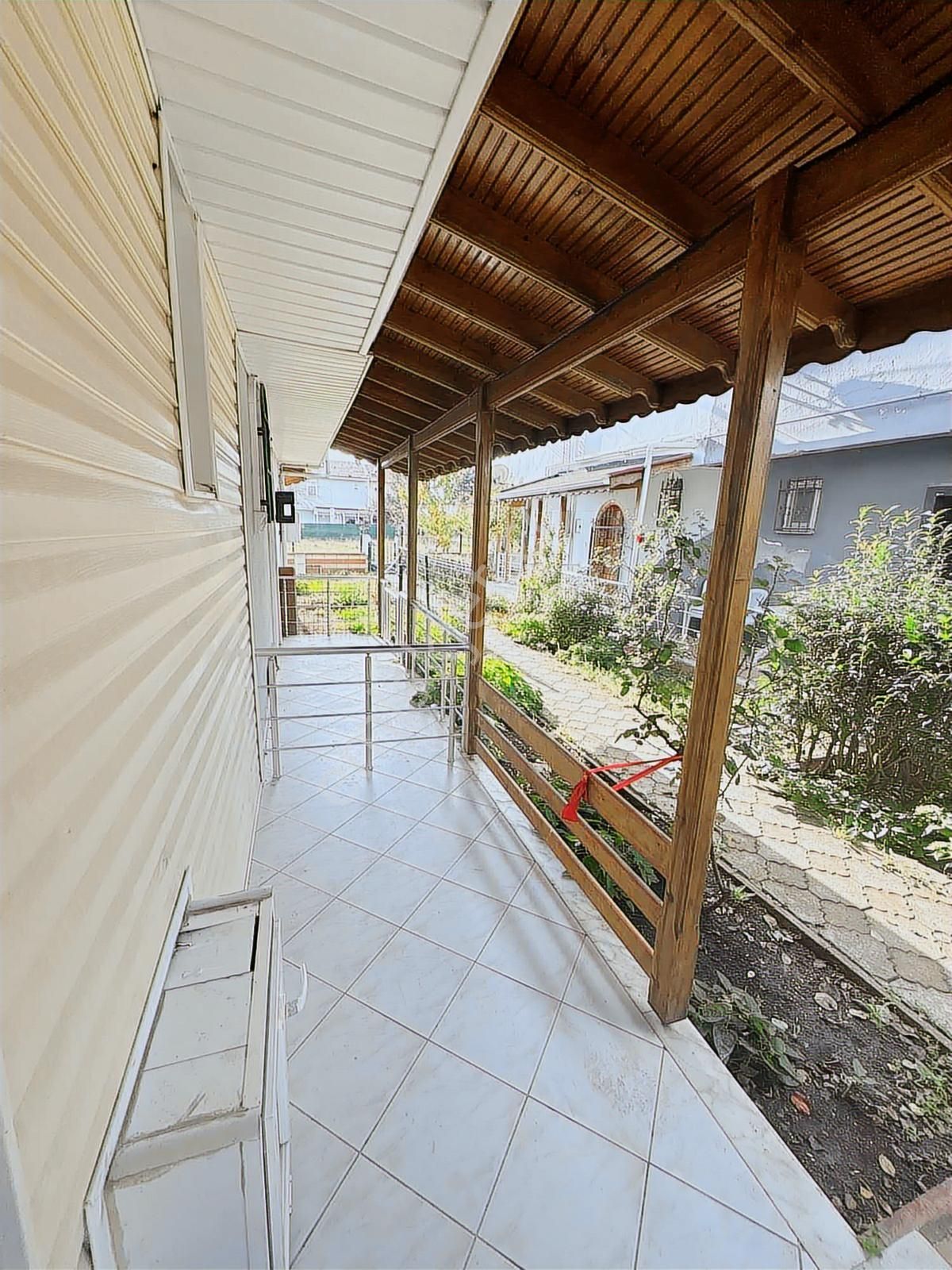 Satılık Mükemmel Villa - Görsel 2