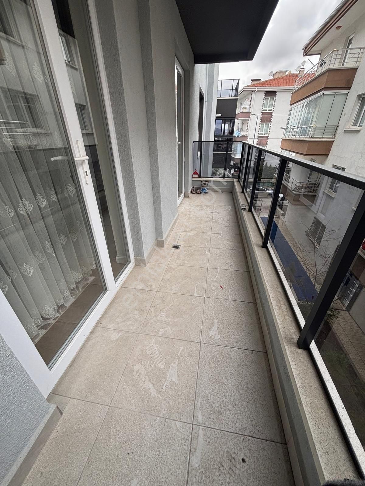 Ataparkta Katta Yeni Binada Yapılı Katta Genişm2 - Görsel 5