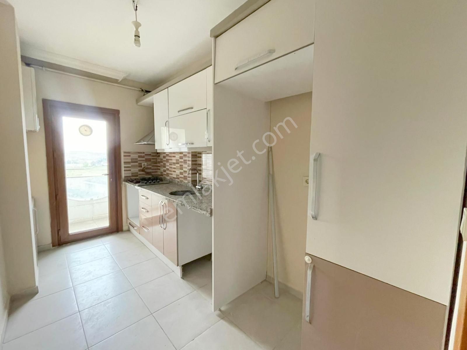 Mertcan'dan Kurtköy Mah.iskanlı Açık Balkonlu Ara Kat 3+1 Daire - Görsel 8