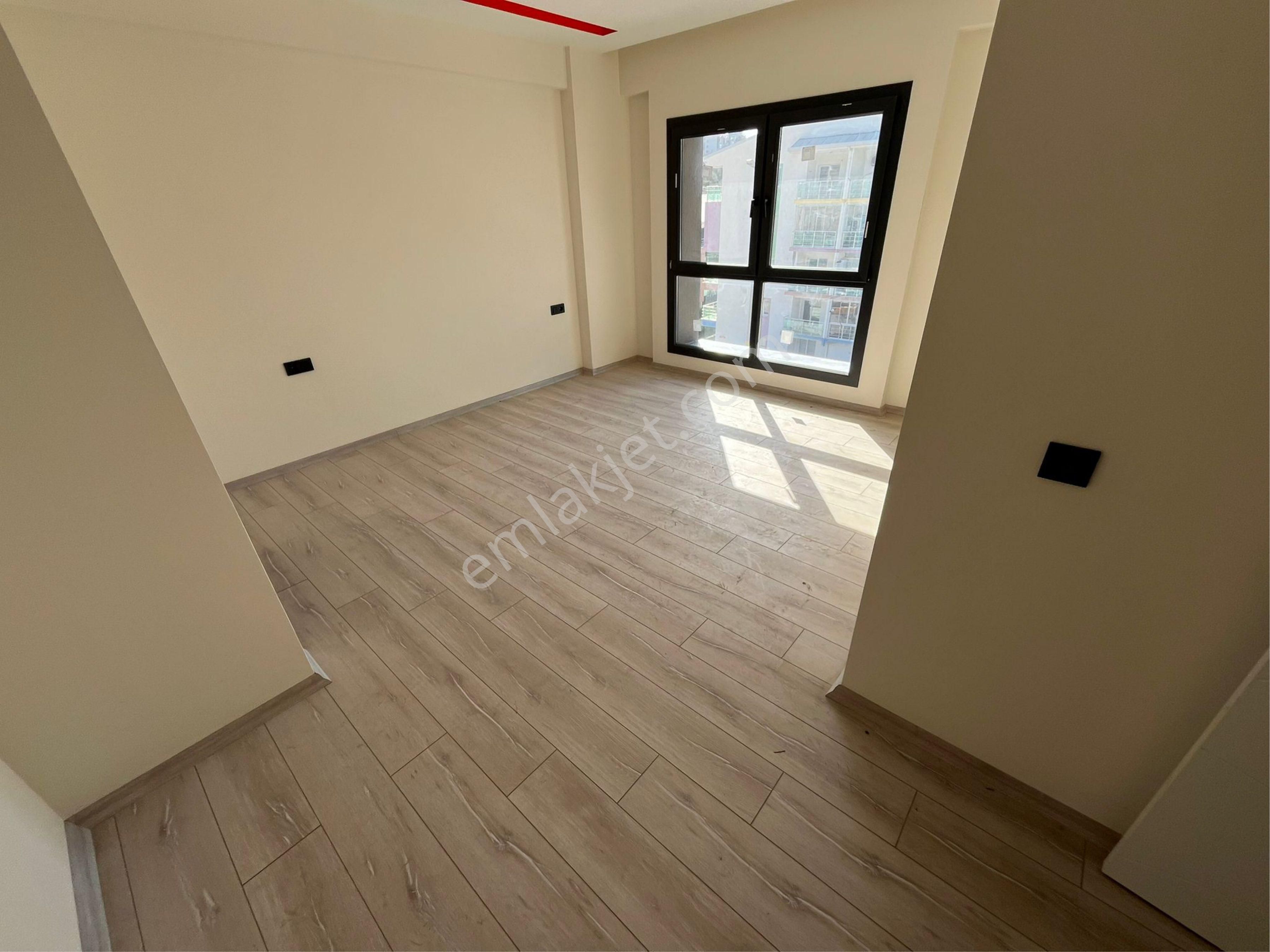 Kuşadası Ege Mahallesinde Havuzlu Sıfır Daire - Görsel 5