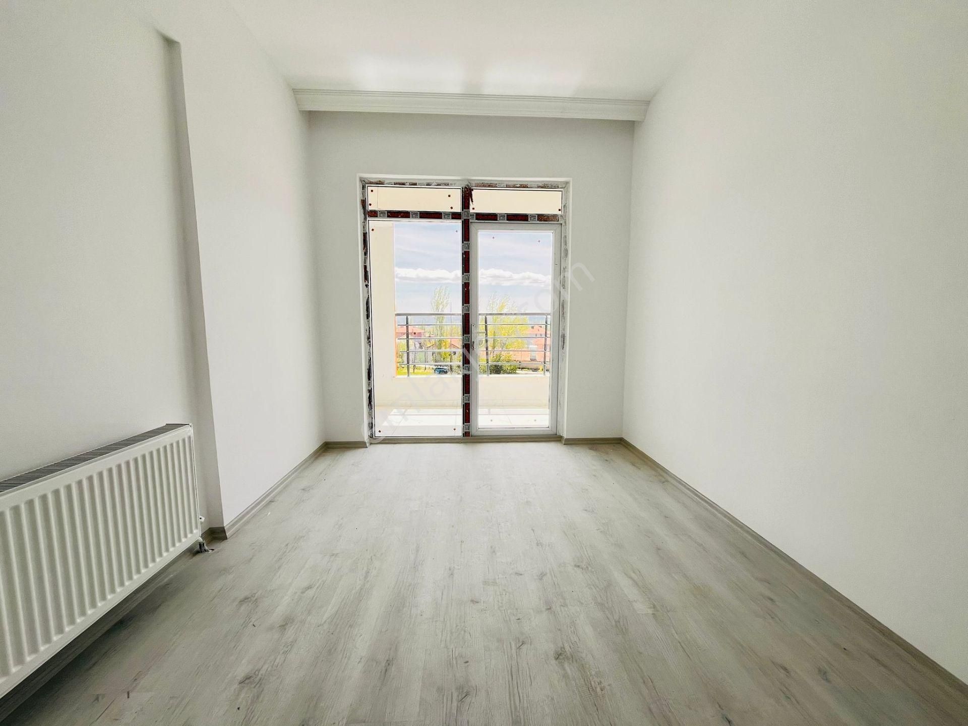 İmaremlak2'den Sıfır Eksiksiz Geniş 1+1 Aybü Yakını Teras Balkonlu Kiralık Daire - Görsel 6