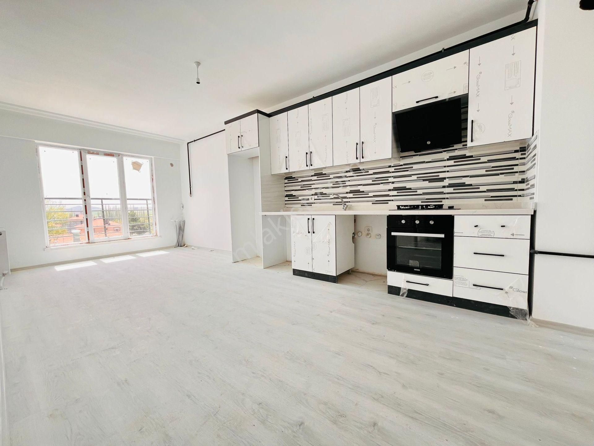 İmaremlak2'den Sıfır Eksiksiz Geniş 1+1 Aybü Yakını Teras Balkonlu Kiralık Daire - Görsel 17