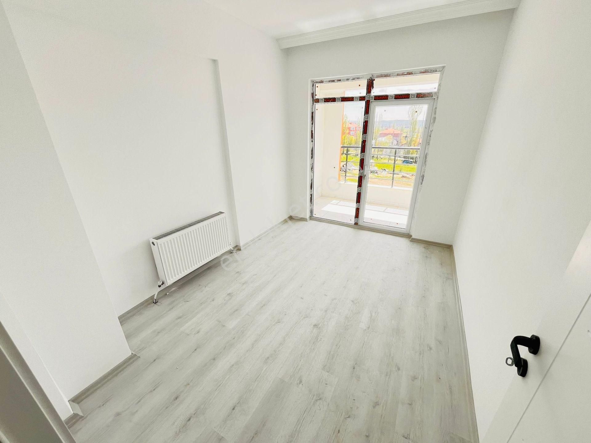 İmaremlak2'den Sıfır Eksiksiz Geniş 1+1 Aybü Yakını Teras Balkonlu Kiralık Daire - Görsel 15