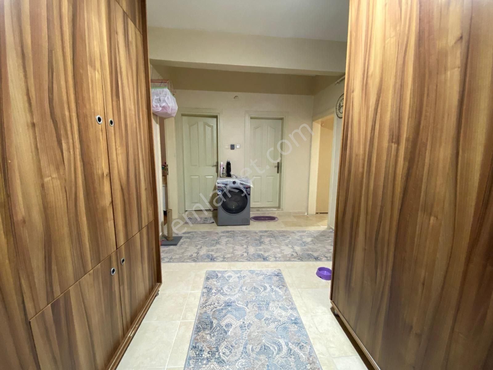 Bağcılar'da Satılık 2+1 Yüksek Giriş Daire - Görsel 24