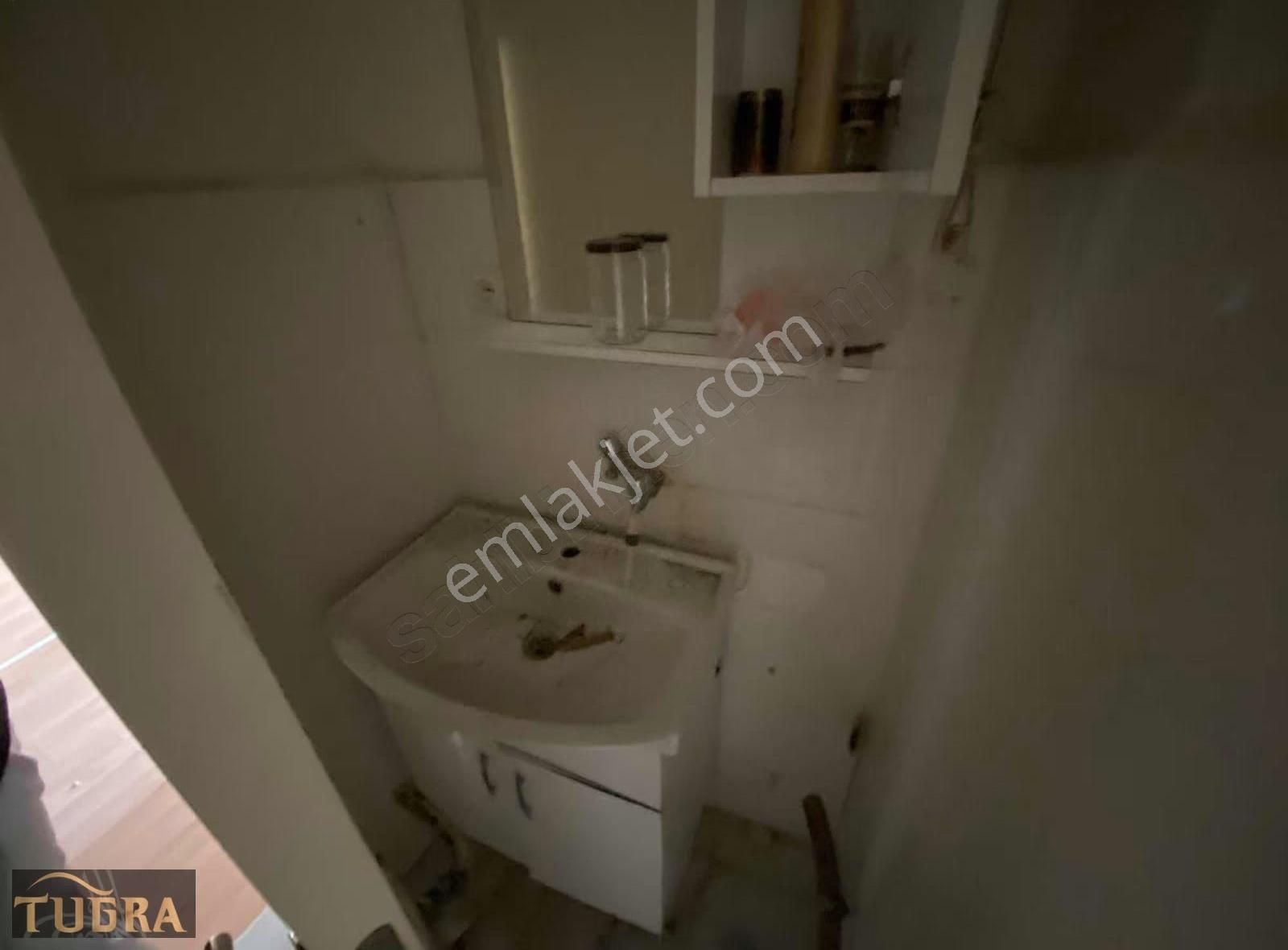 Tuğradan Otogar Bölgesinde 3+1 Kiralık Daire - Görsel 5