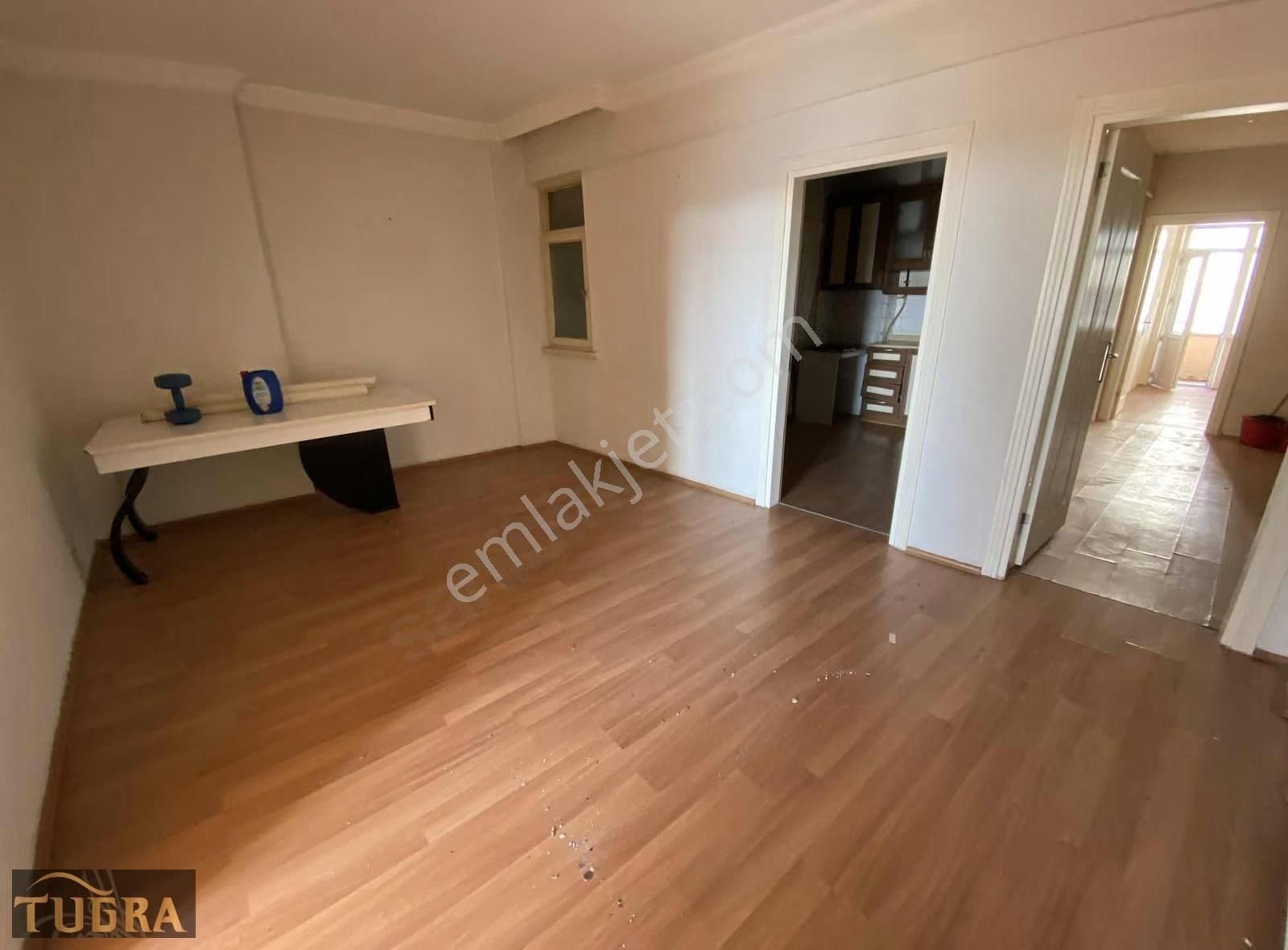 Tuğradan Otogar Bölgesinde 3+1 Kiralık Daire - Görsel 6