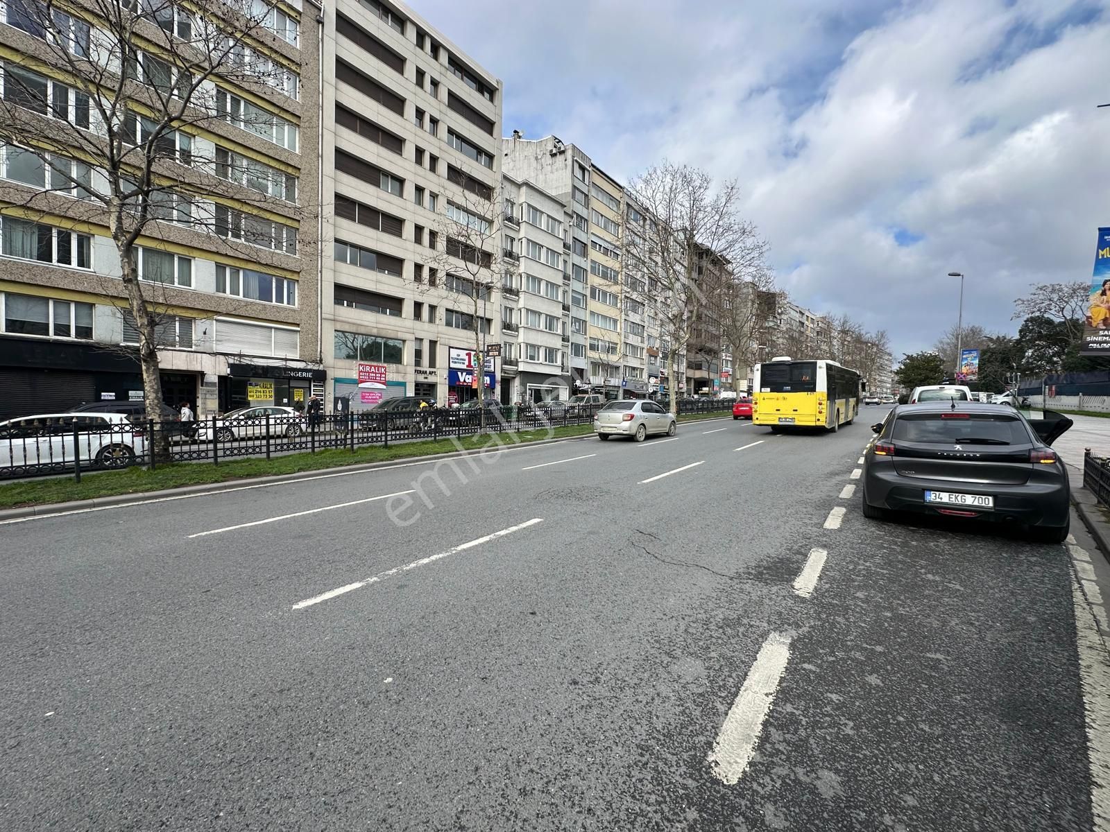 Harbiye Satılık 4+2 Ana Caddeye 3 Dakikada Şehrin Merkezinde