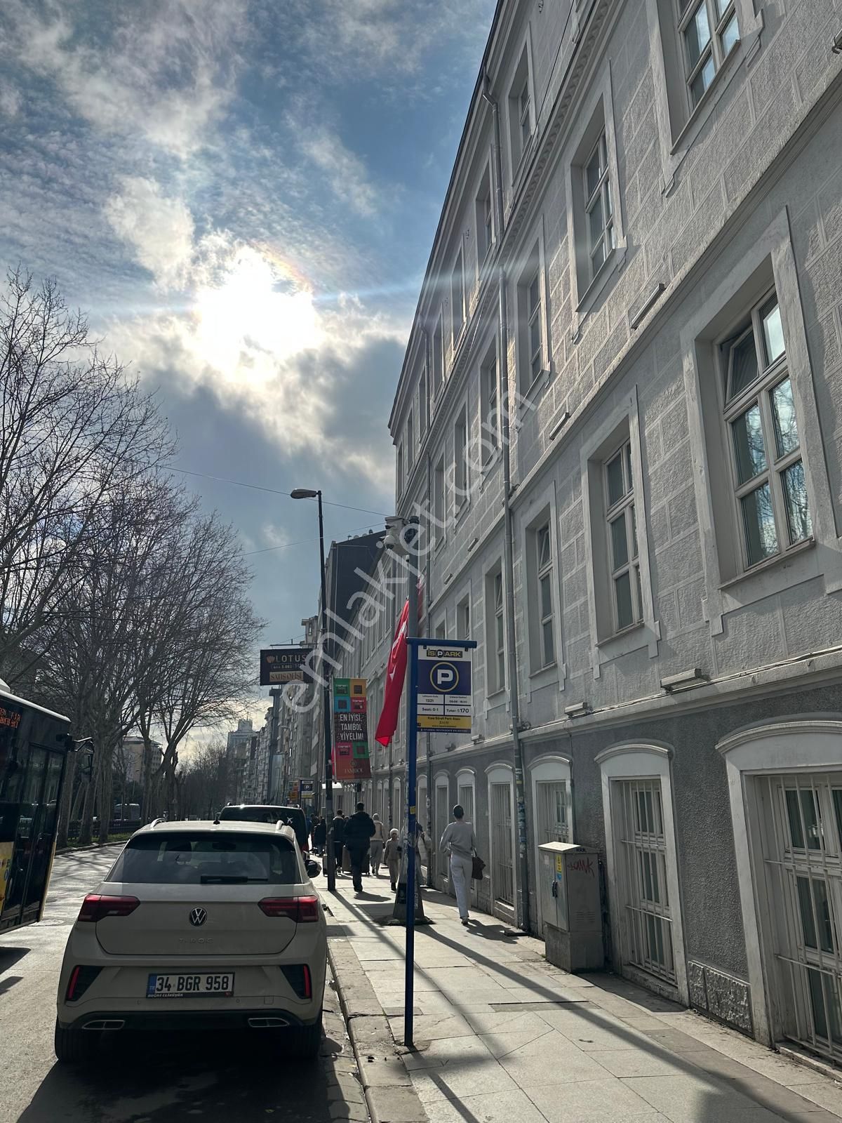 Harbiye Satılık 4+2 Ana Caddeye 3 Dakikada Şehrin Merkezinde - Görsel 2