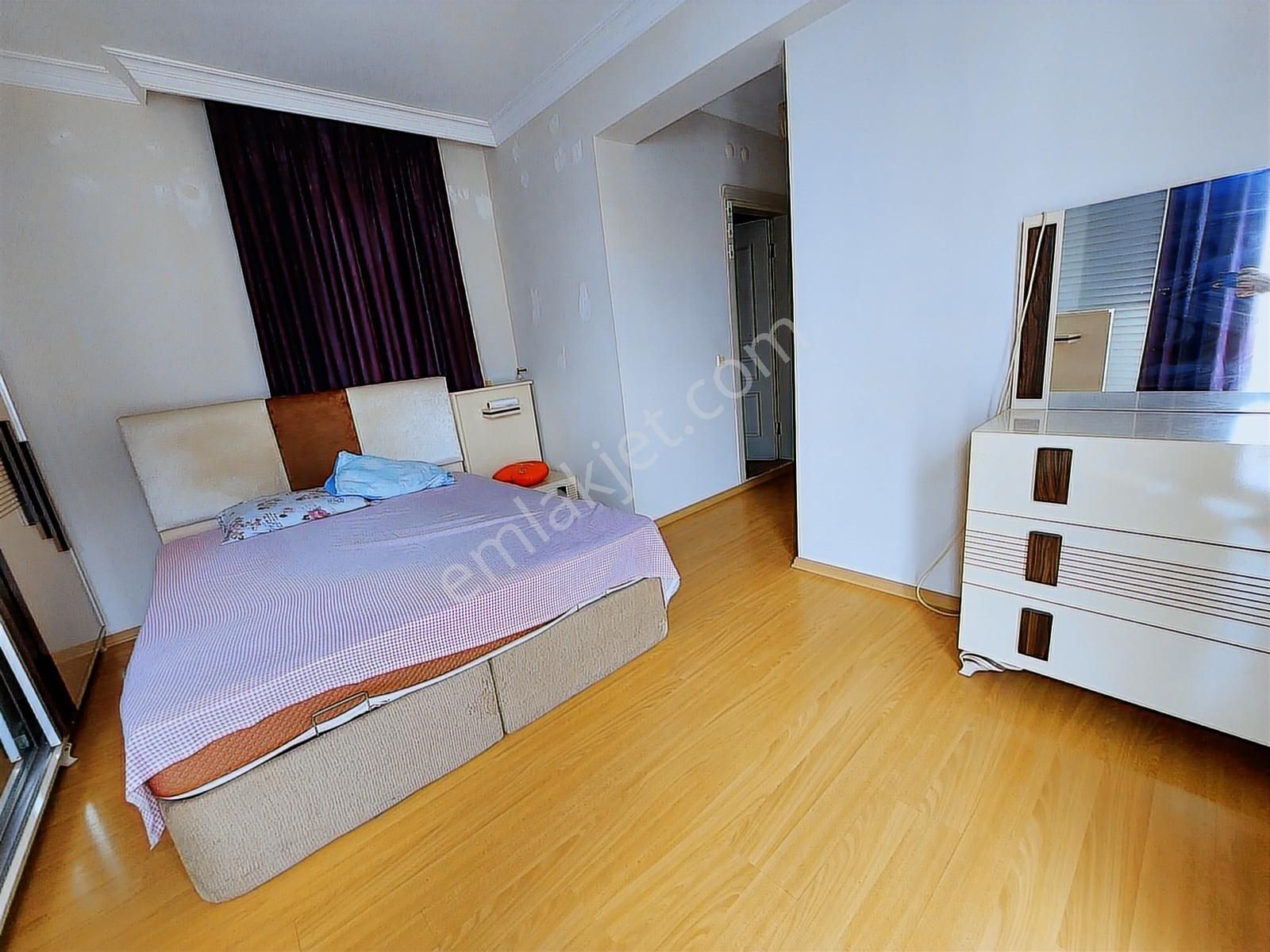 Doğalgazlı Ve Deniz Manzaralı Havuzlu Sitede Geniş 3+1 Daire - Görsel 22