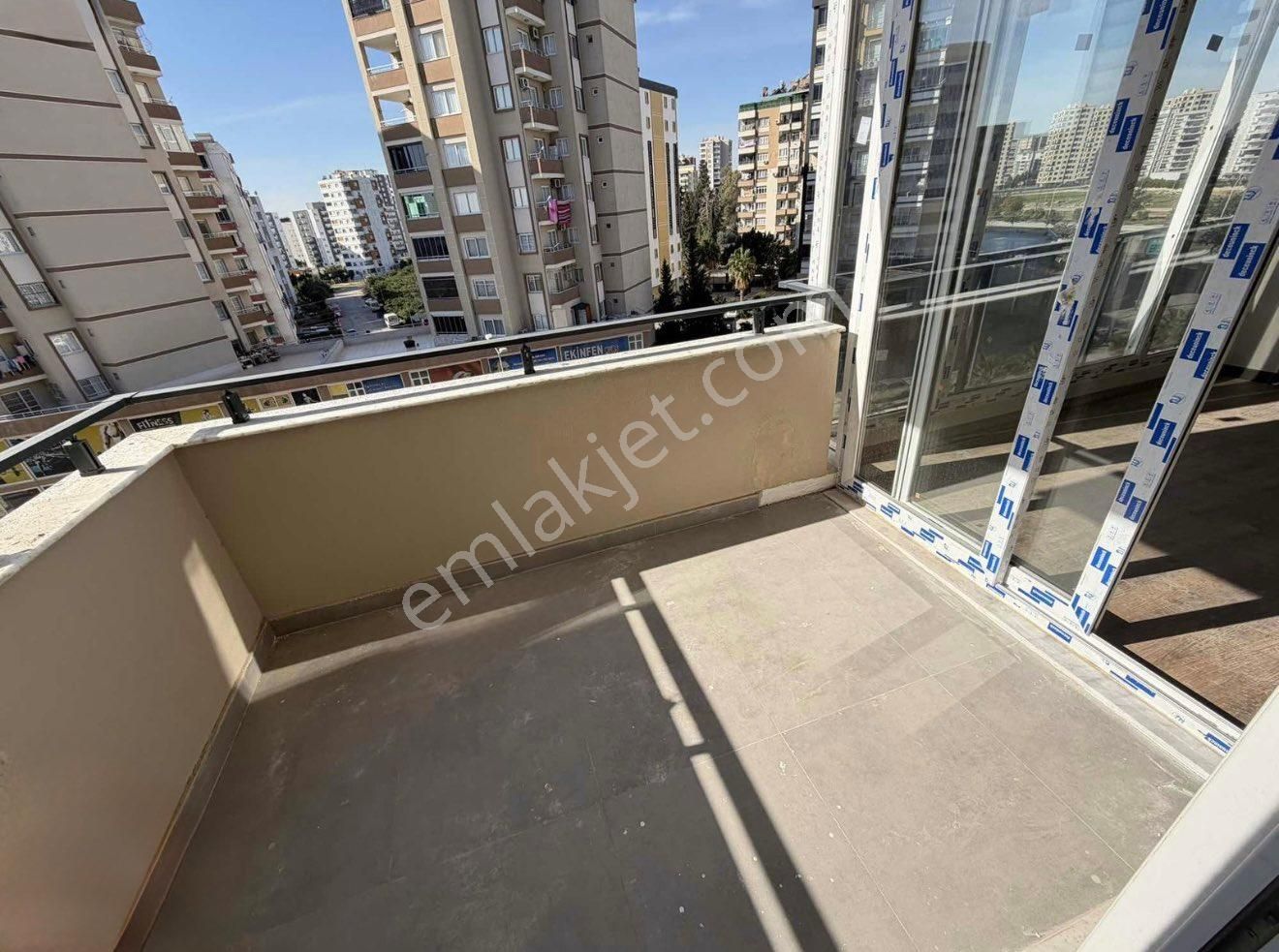 İsmetpaşa Bulvar Üzerinde Sıfır, Havuzlu Sitede Ultra Lüks 3+1 Satılık Daire! - Görsel 24