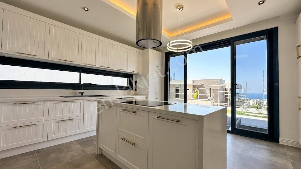 Kadınlar Denizinde Özel Havuzlu Deniz Manzaralı Ultra Lüks 5+1 - Görsel 32