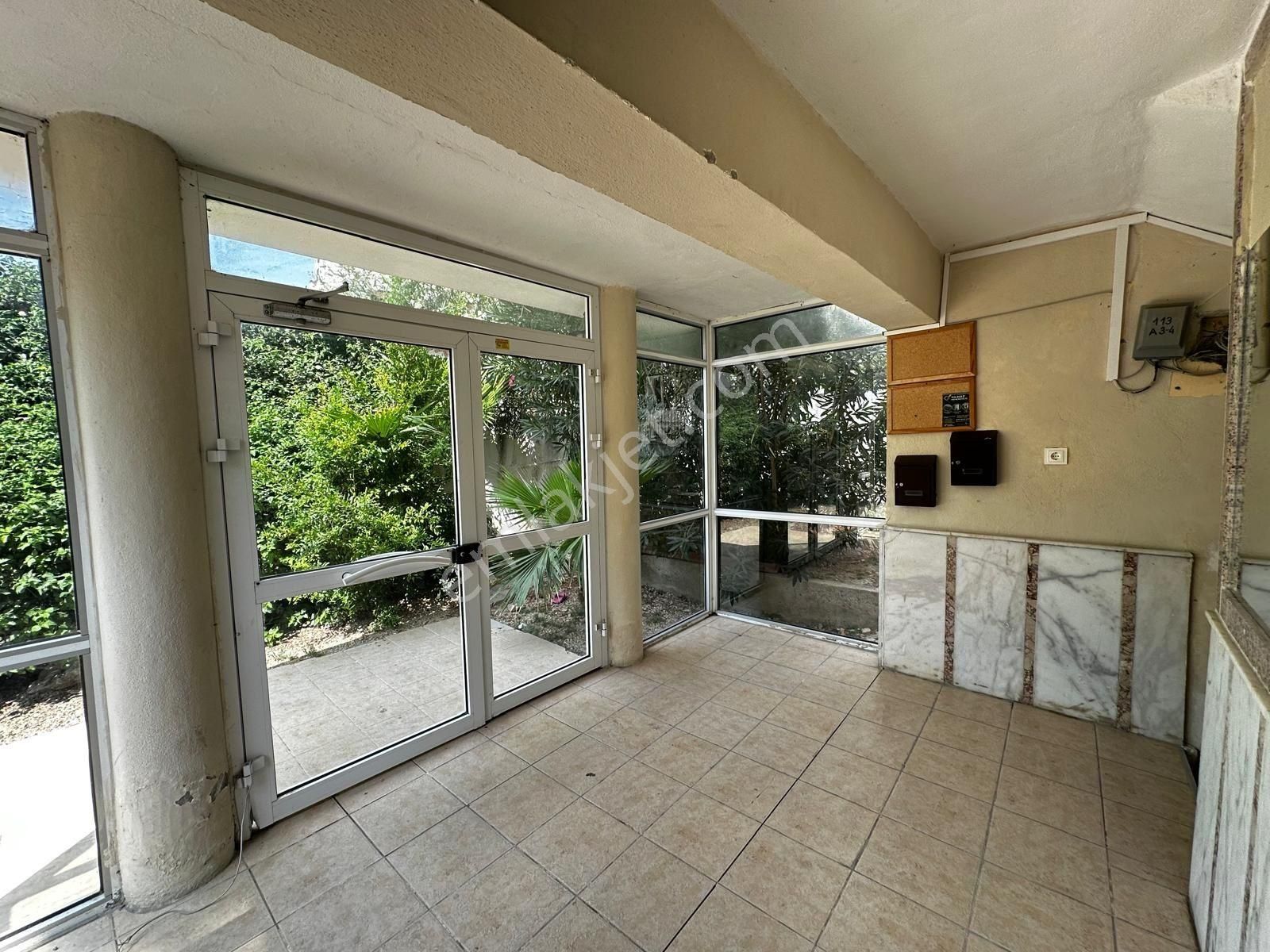 Kuşadası Marinada Deniz Manzaralı 3+1 Çatı Dubleks - Görsel 25