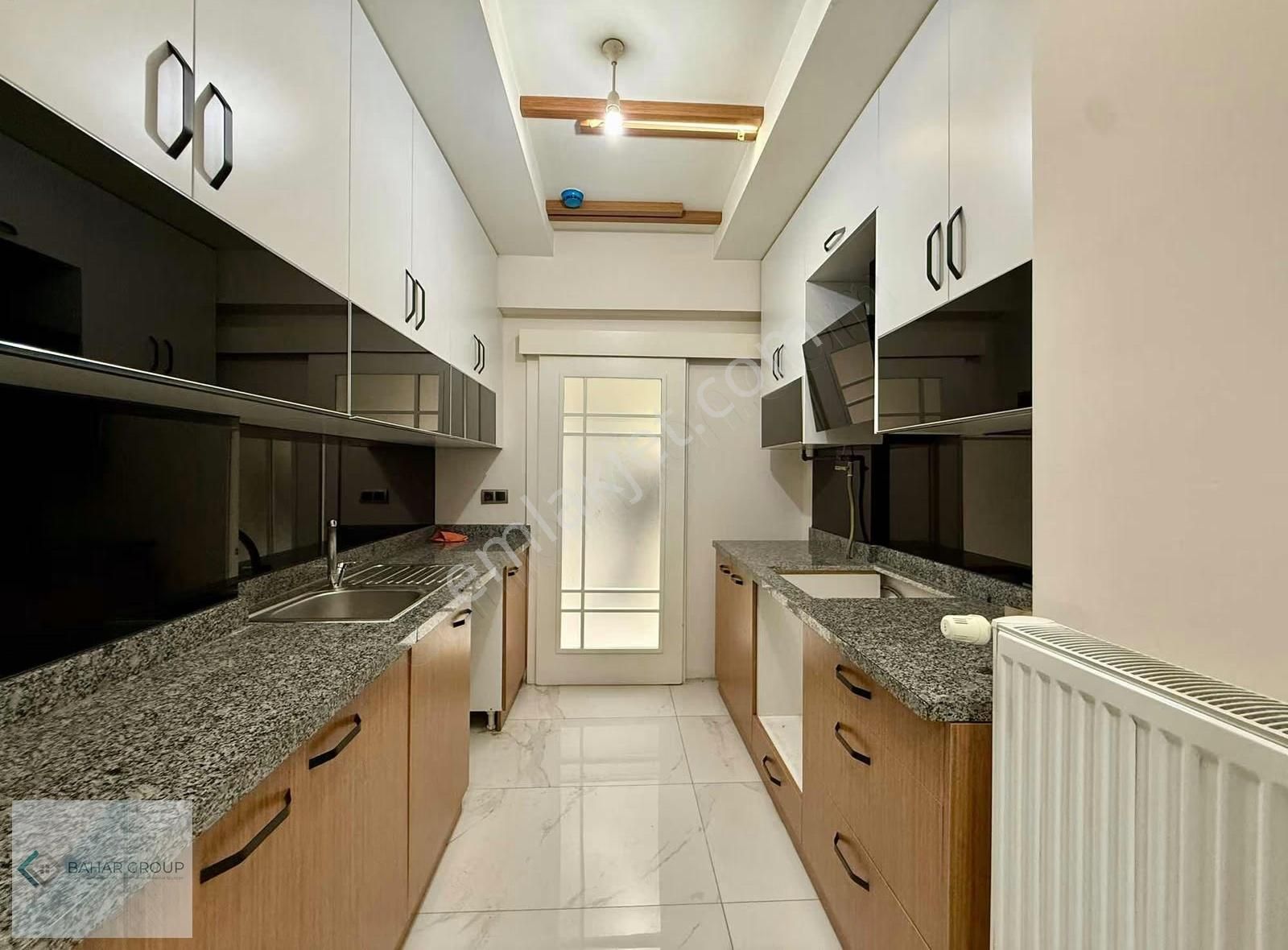 Meskenli Güneybatı Cephe Hastane Yanı Lüks Daire - Görsel 11