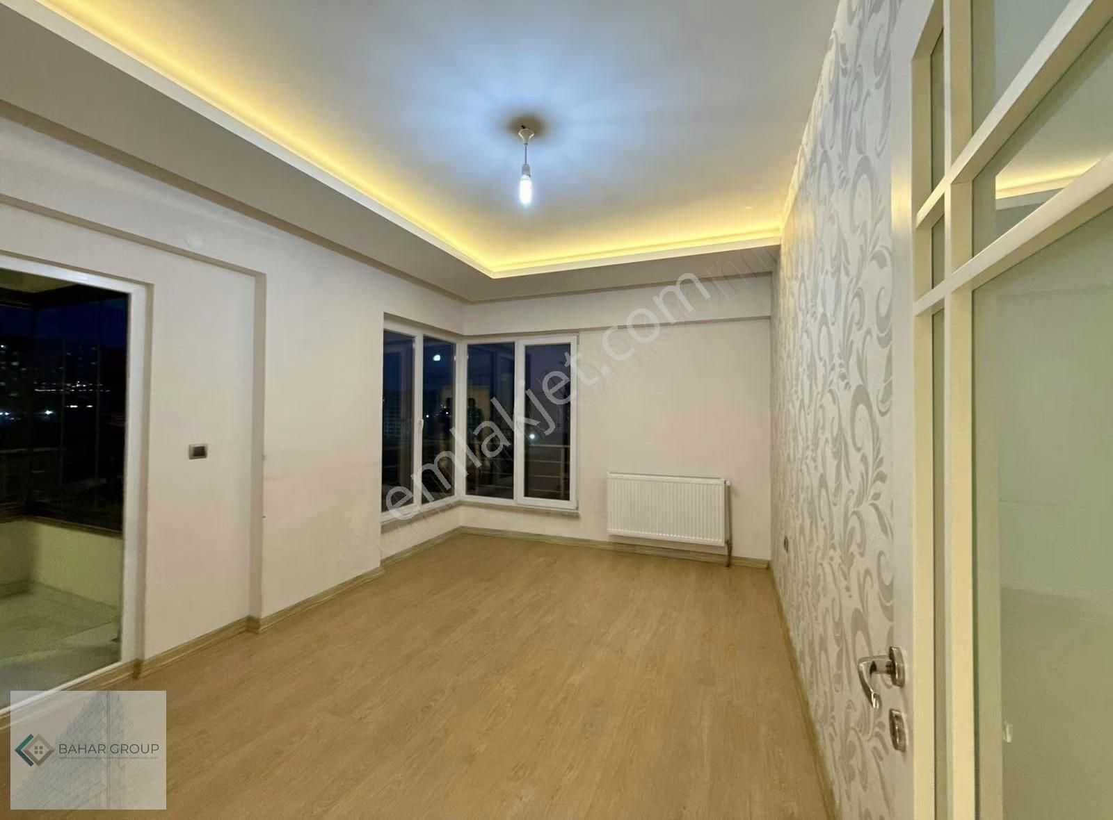 Meskenli Güneybatı Cephe Hastane Yanı Lüks Daire - Görsel 22