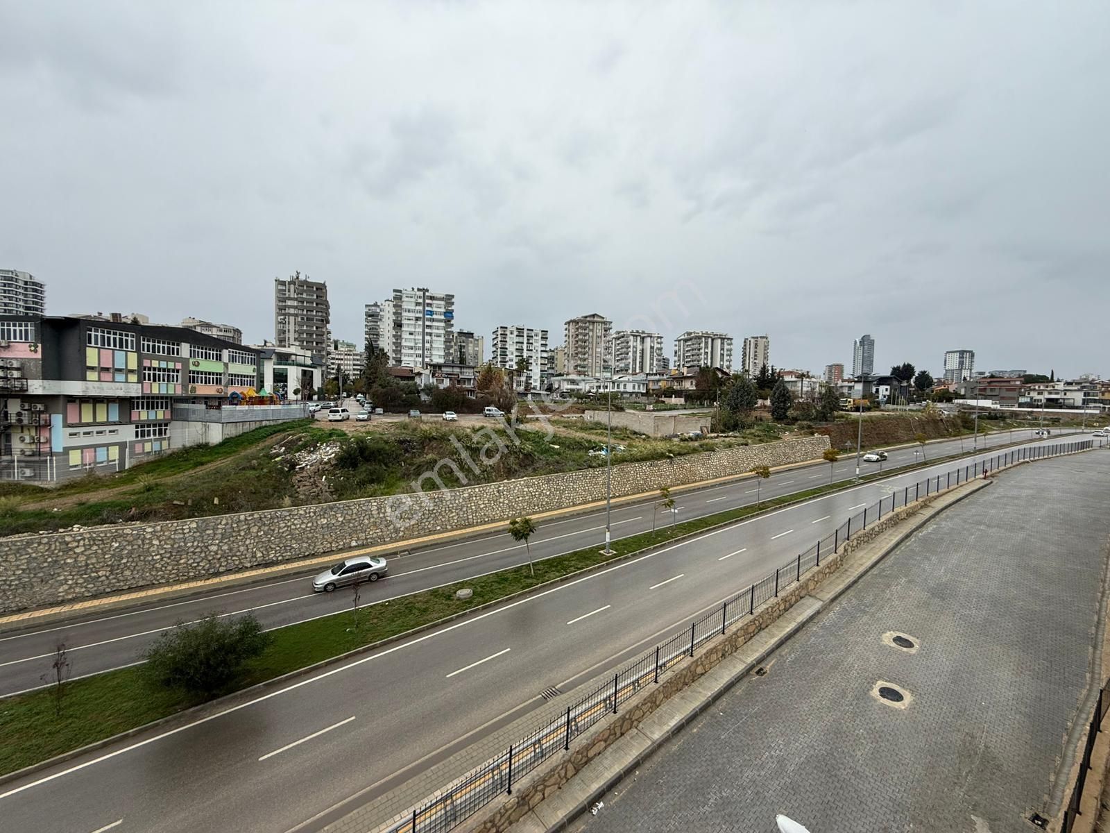 Güzelyalı Toki'de/blv Üzeri/3+1/k.mutfak/ç.banyo/göl Manzaralı ! - Görsel 5