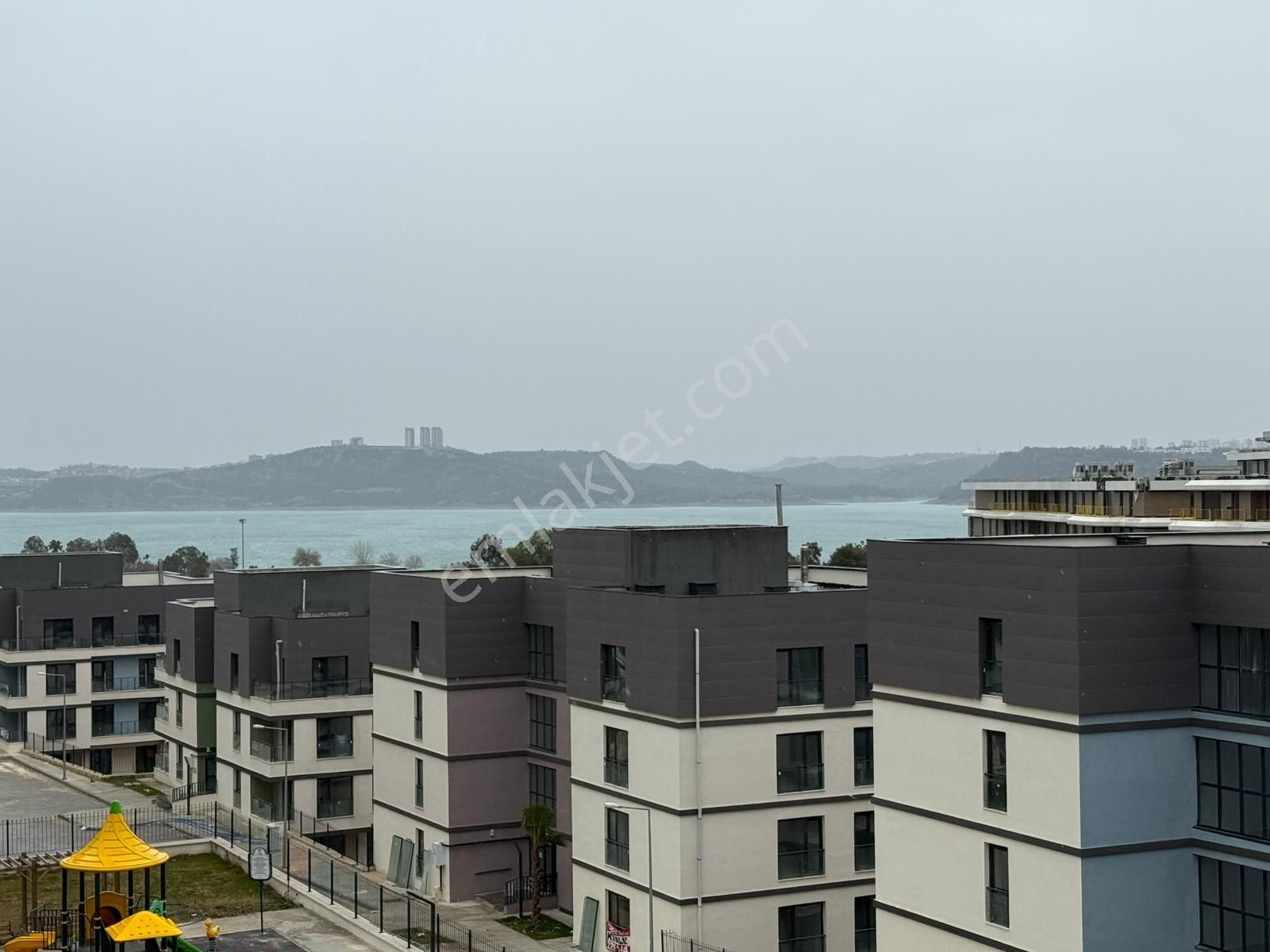 Güzelyalı Toki'de/blv Üzeri/3+1/k.mutfak/ç.banyo/göl Manzaralı ! - Görsel 7