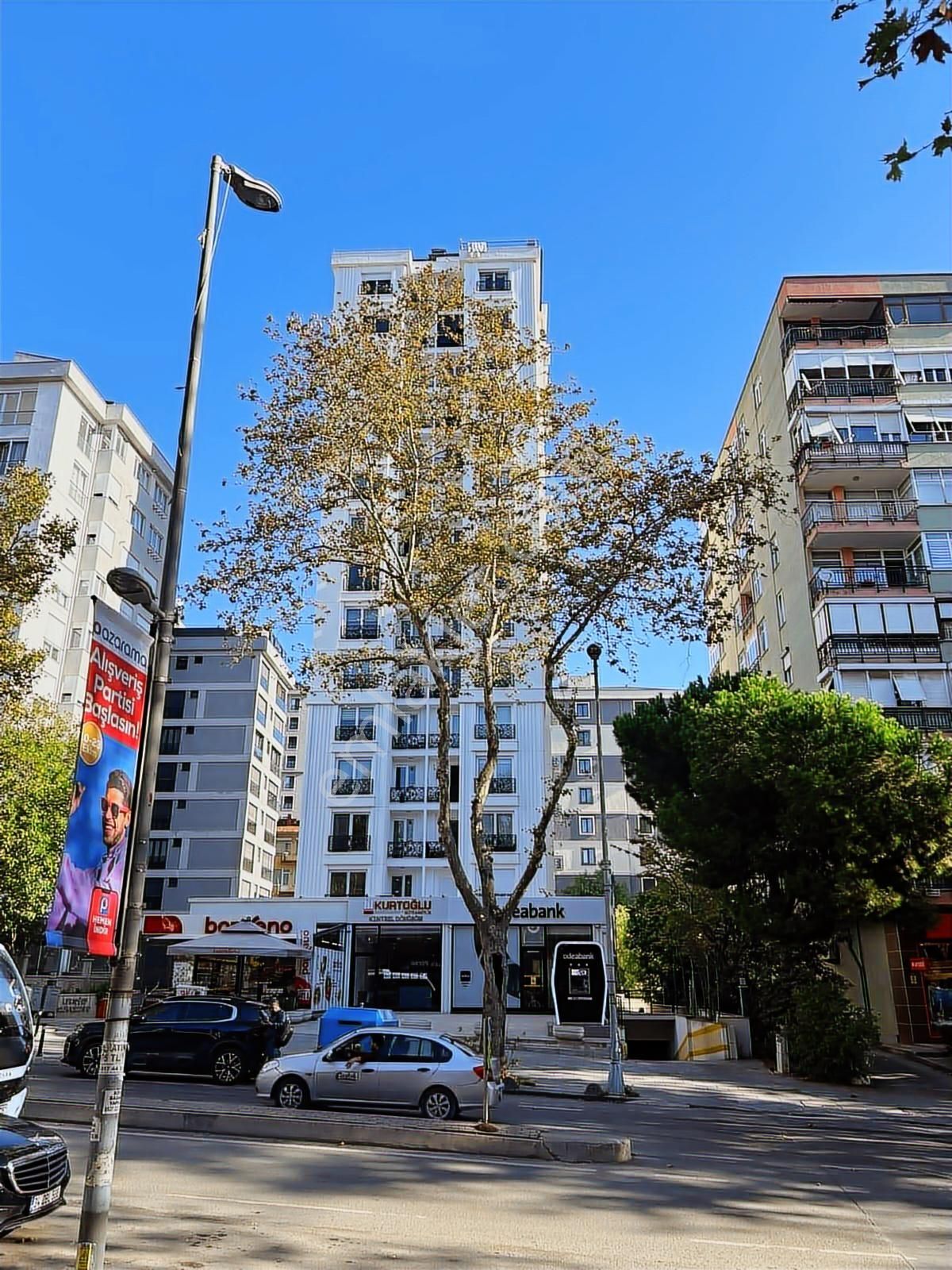 Suadiye De Prestijli Bina Da Balkonlu Net 70m2 2+1 - Görsel 9