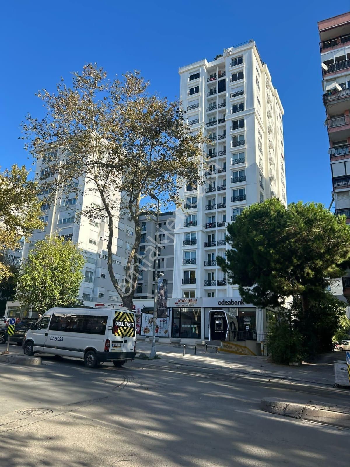 Suadiye De Prestijli Bina Da Balkonlu Net 70m2 2+1 - Görsel 29